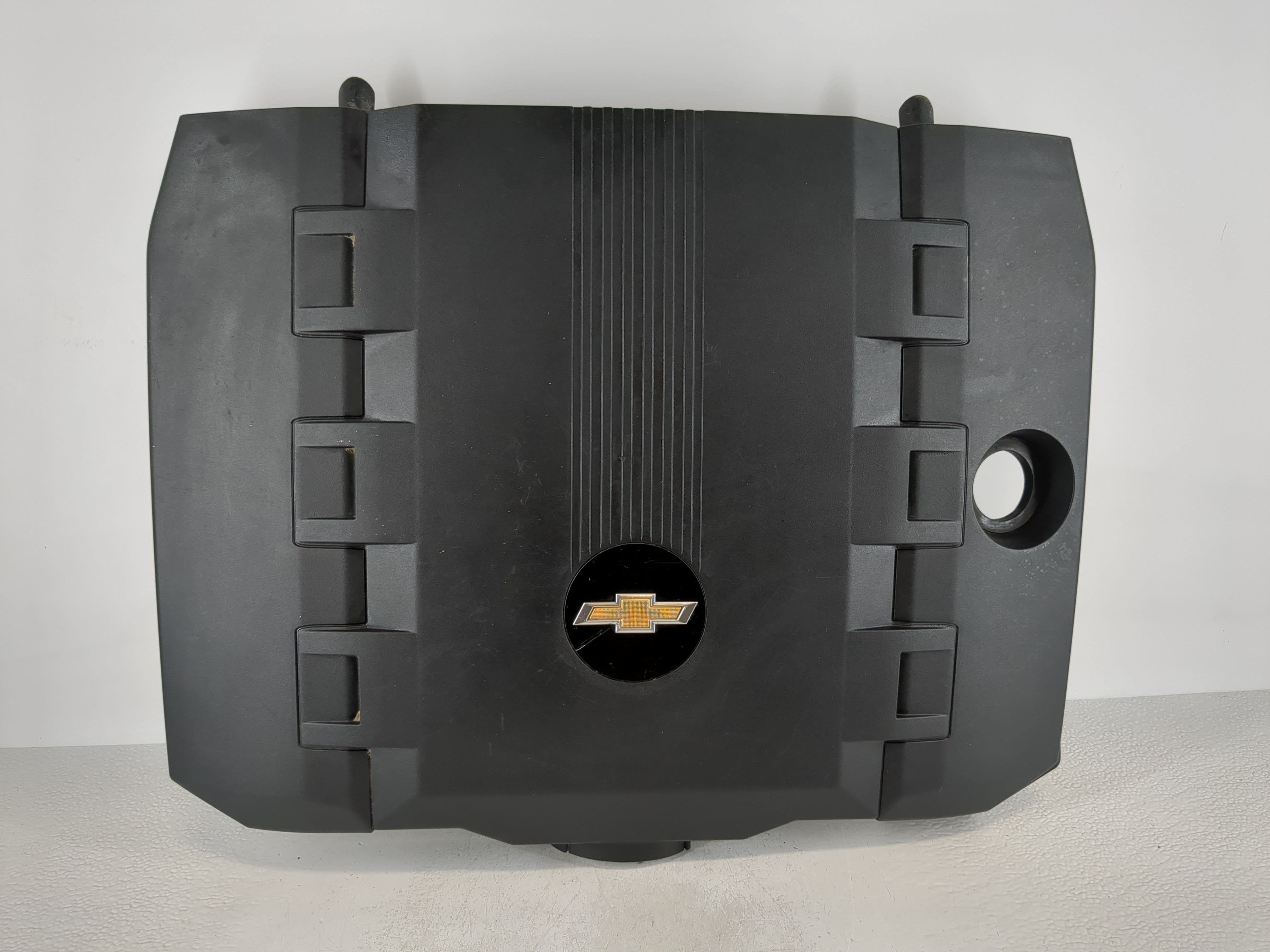 2014 Chevrolet Camaro Engine Cover 1101425 - Oemusedautoparts1.com