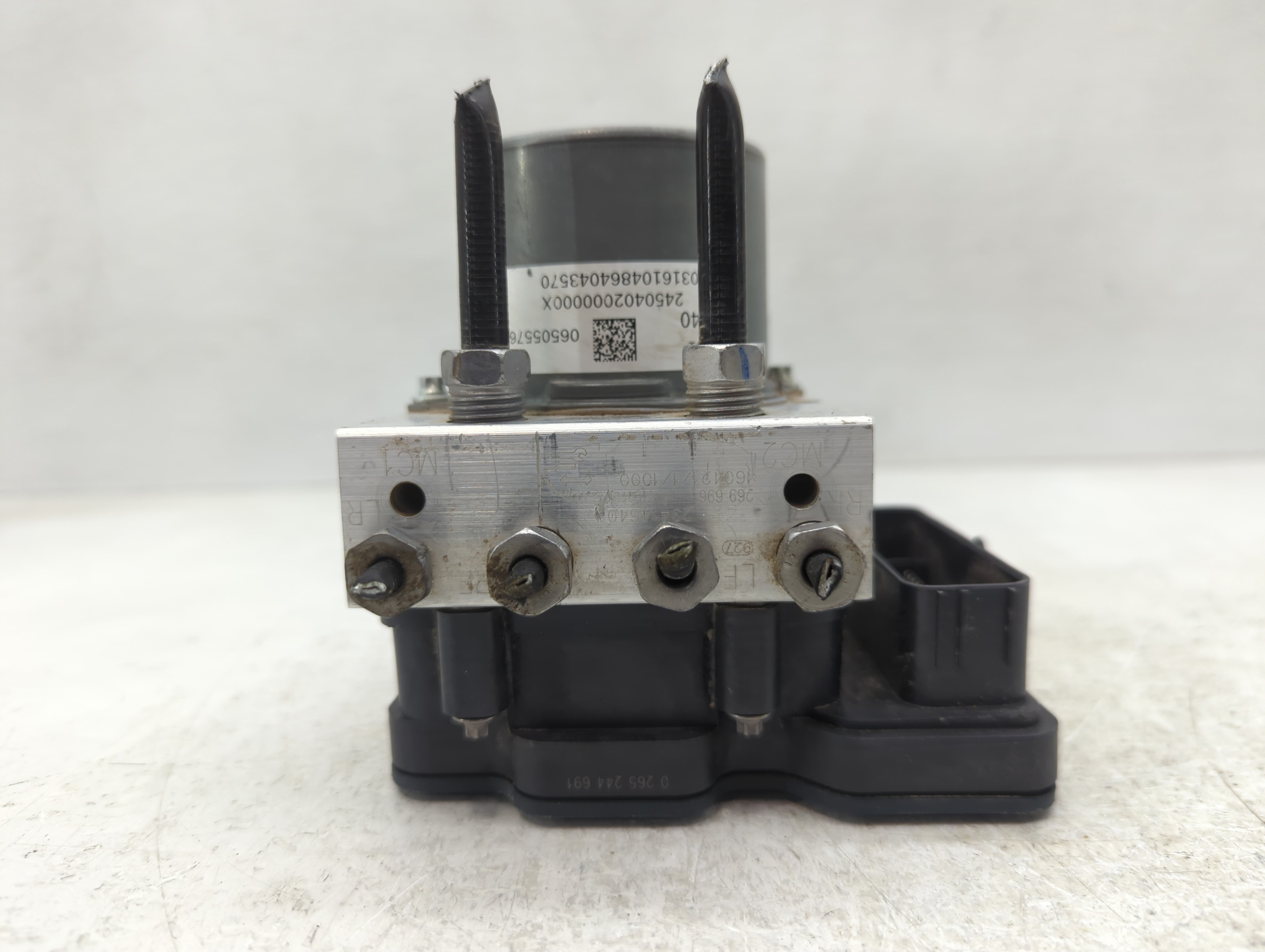 2016-2016 Chevrolet Camaro Abs Pump Control Module 1101432 - Oemusedautoparts1.com