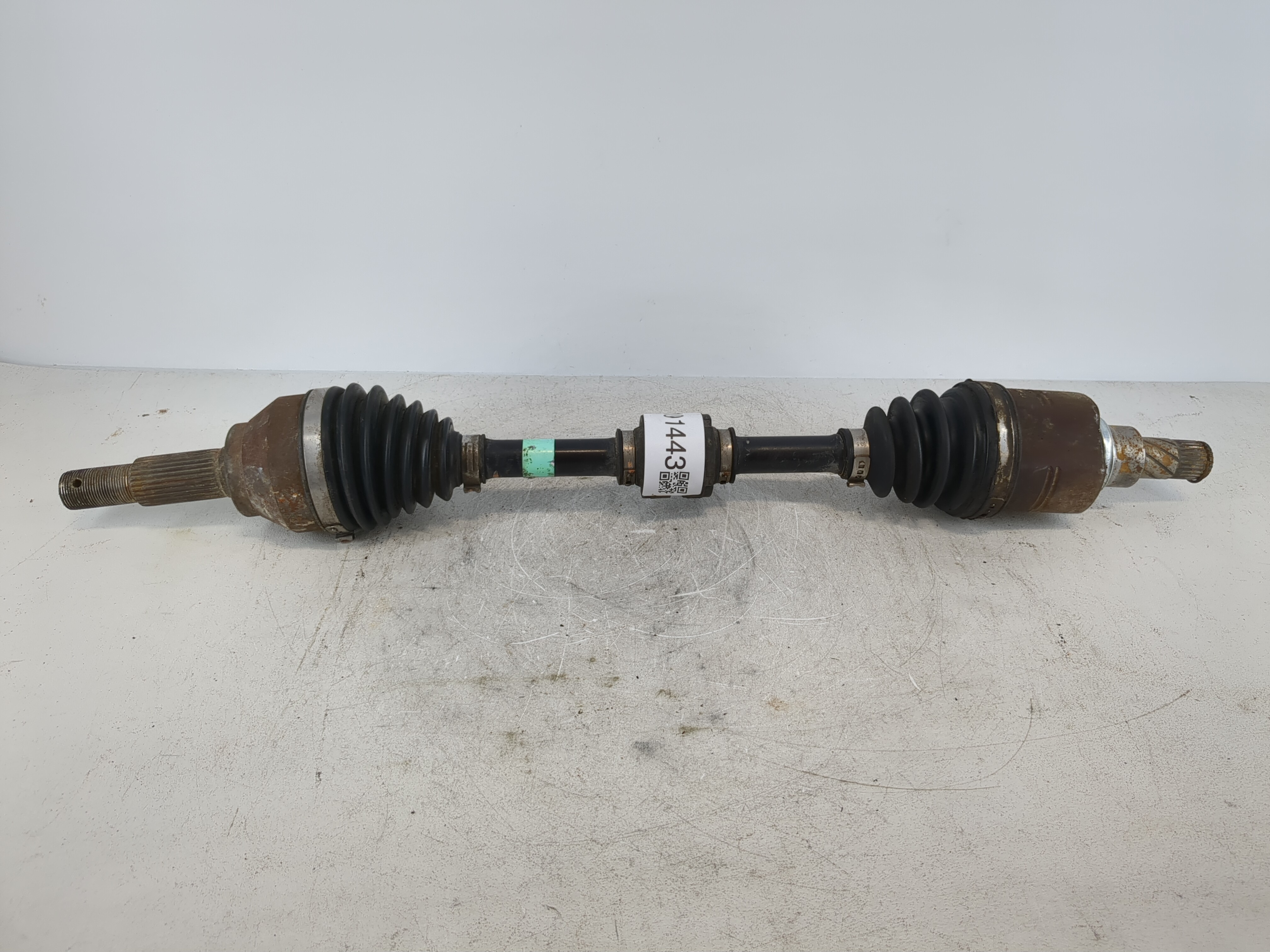 Picture of 2013-2019 Nissan Sentra Axle Shaft Front Driver Cv C/v 1101443