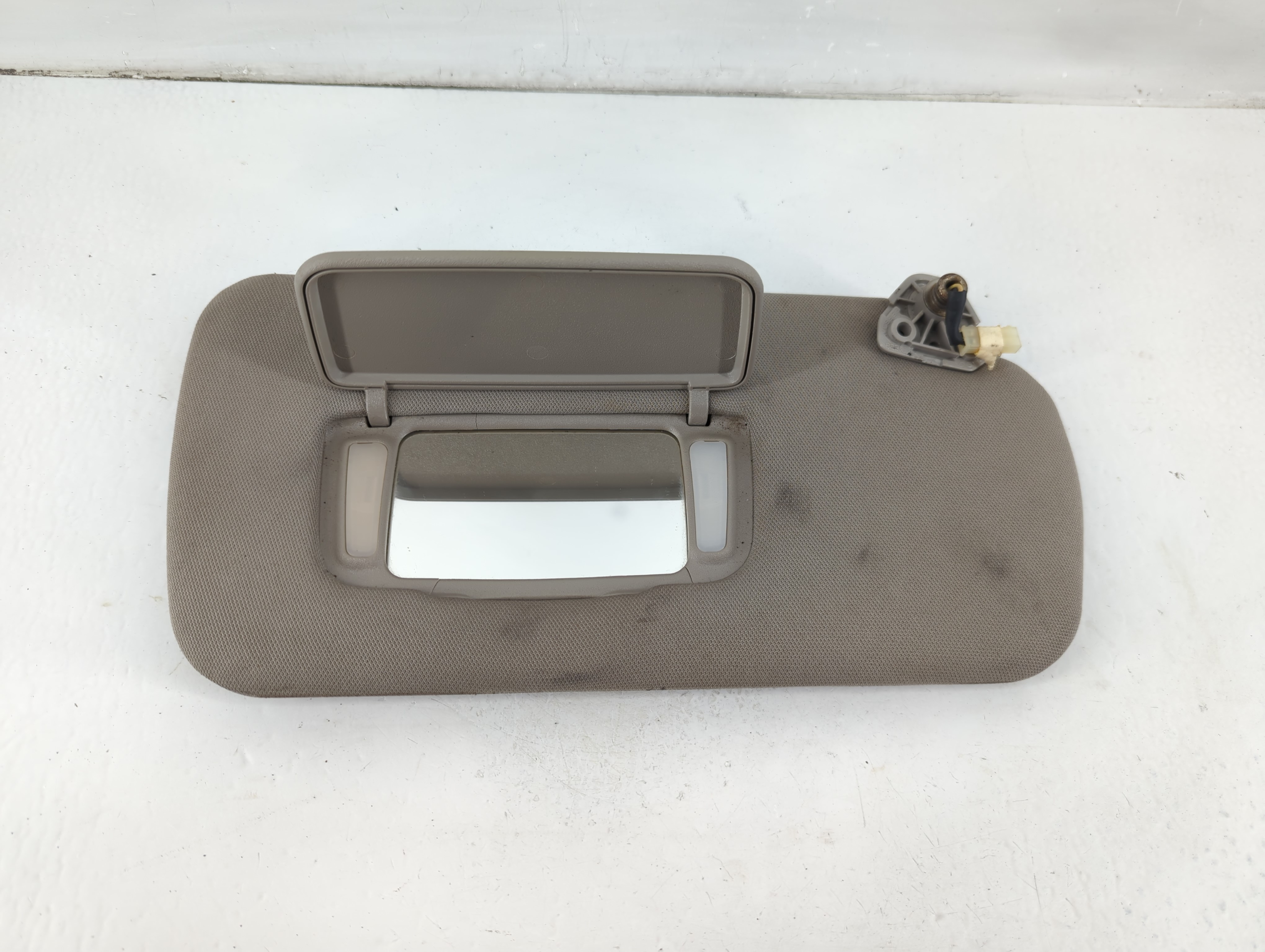Picture of 2005-2006 Nissan Altima Passenger Sun Visor Mirror Right Sunvisor 1101698