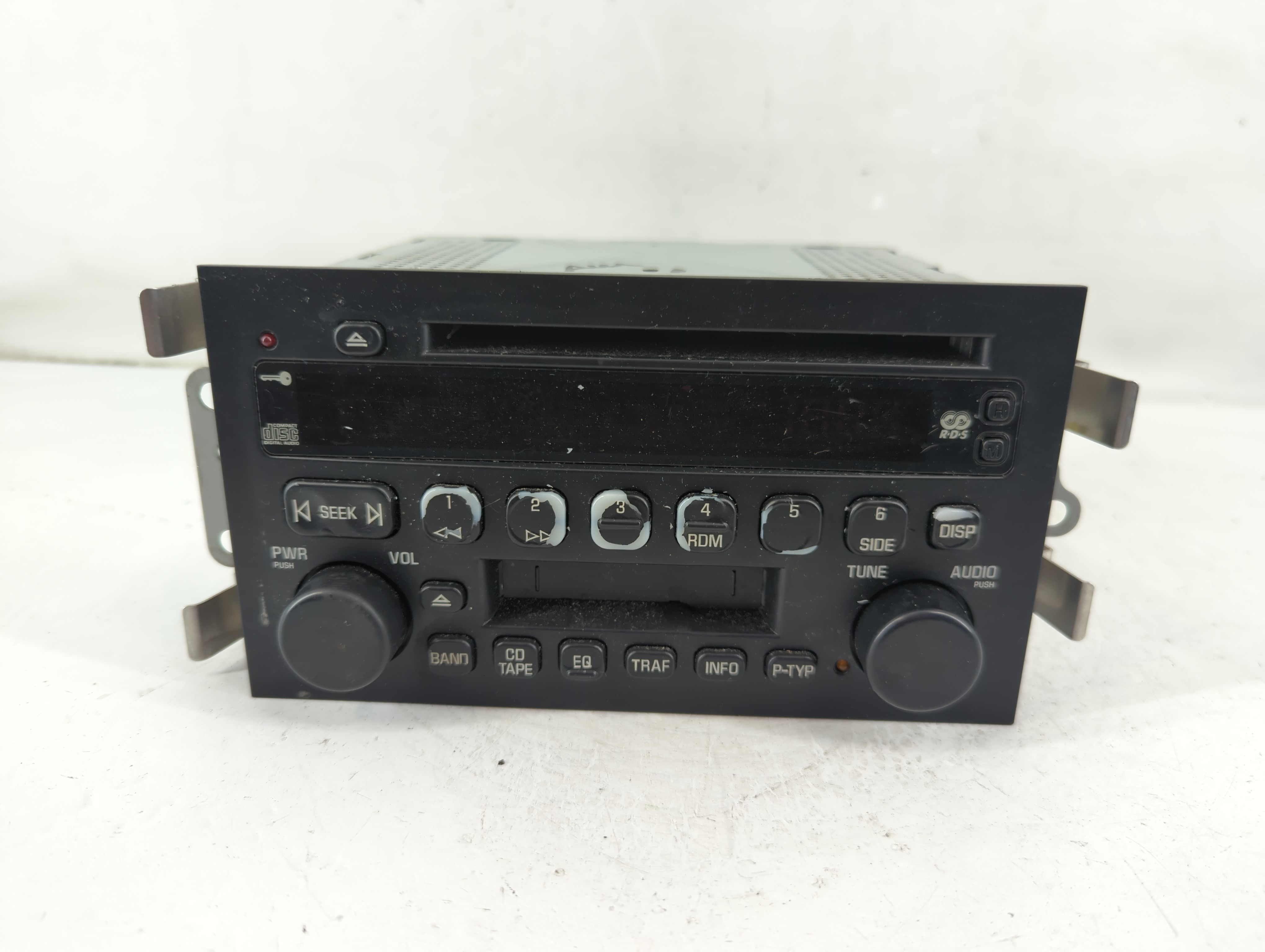 2003-2005 Buick Lesabre Am Fm Cd Player Radio Receiver 1101737 - Oemusedautoparts1.com