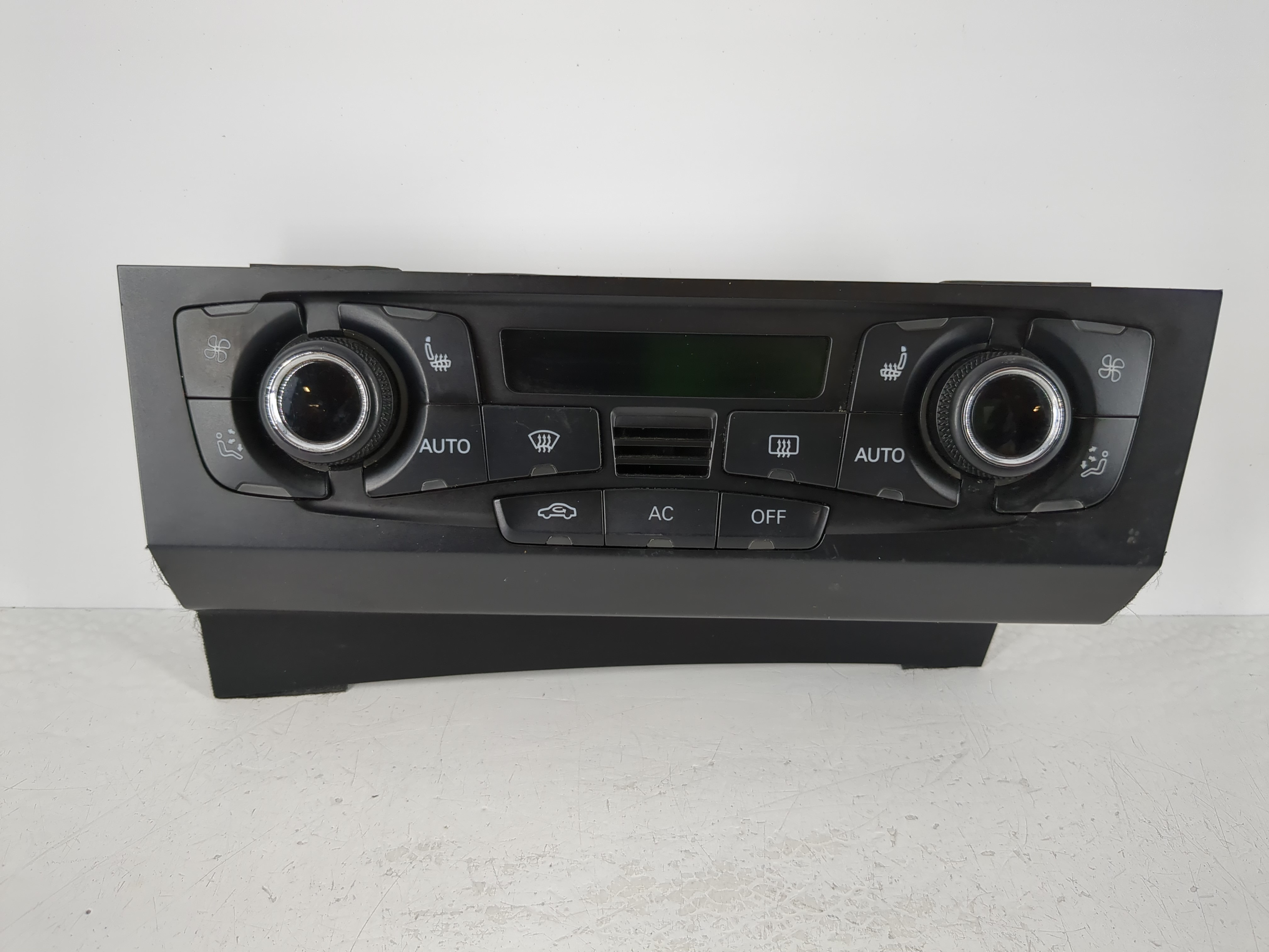 2008-2013 Audi A5 Ac Heater Climate Control 8t1 820 043 Aq 1101752 - Oemusedautoparts1.com