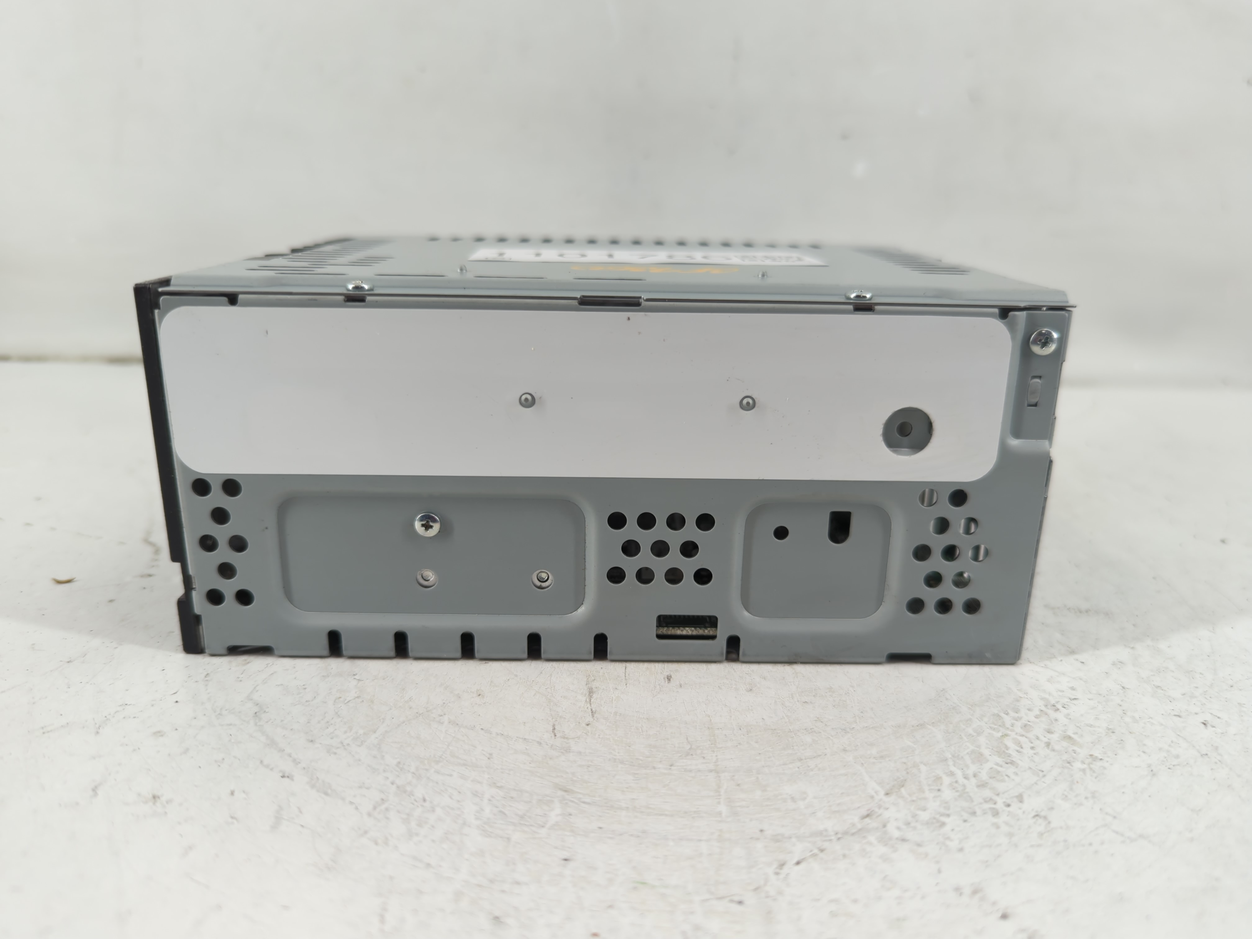 2019-2019 Ford Escape Am Fm Cd Player Radio Receiver 1101786 - Oemusedautoparts1.com