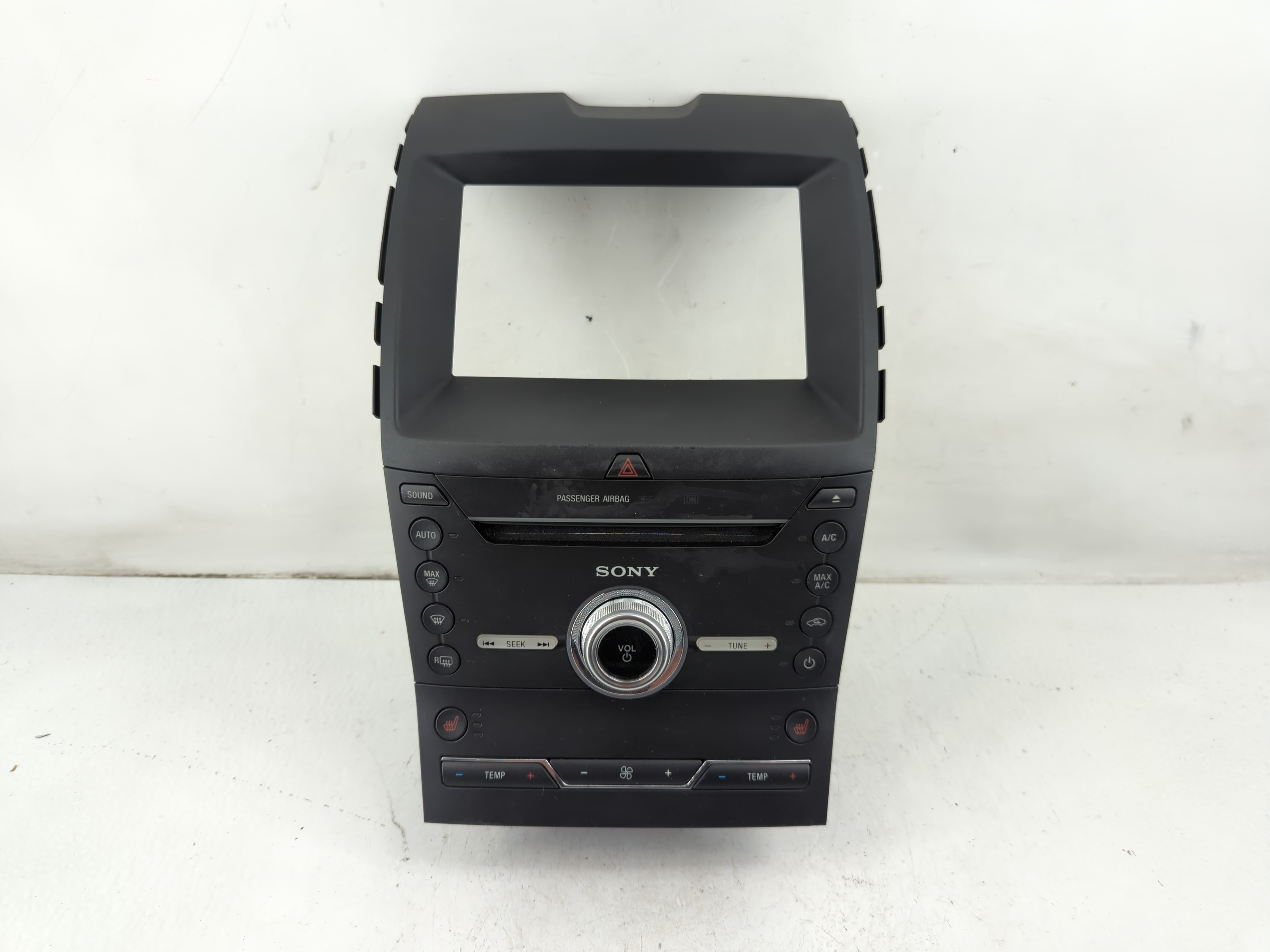 2015-2018 Ford Edge Am Fm Cd Player Radio Receiver 1101787 - Oemusedautoparts1.com