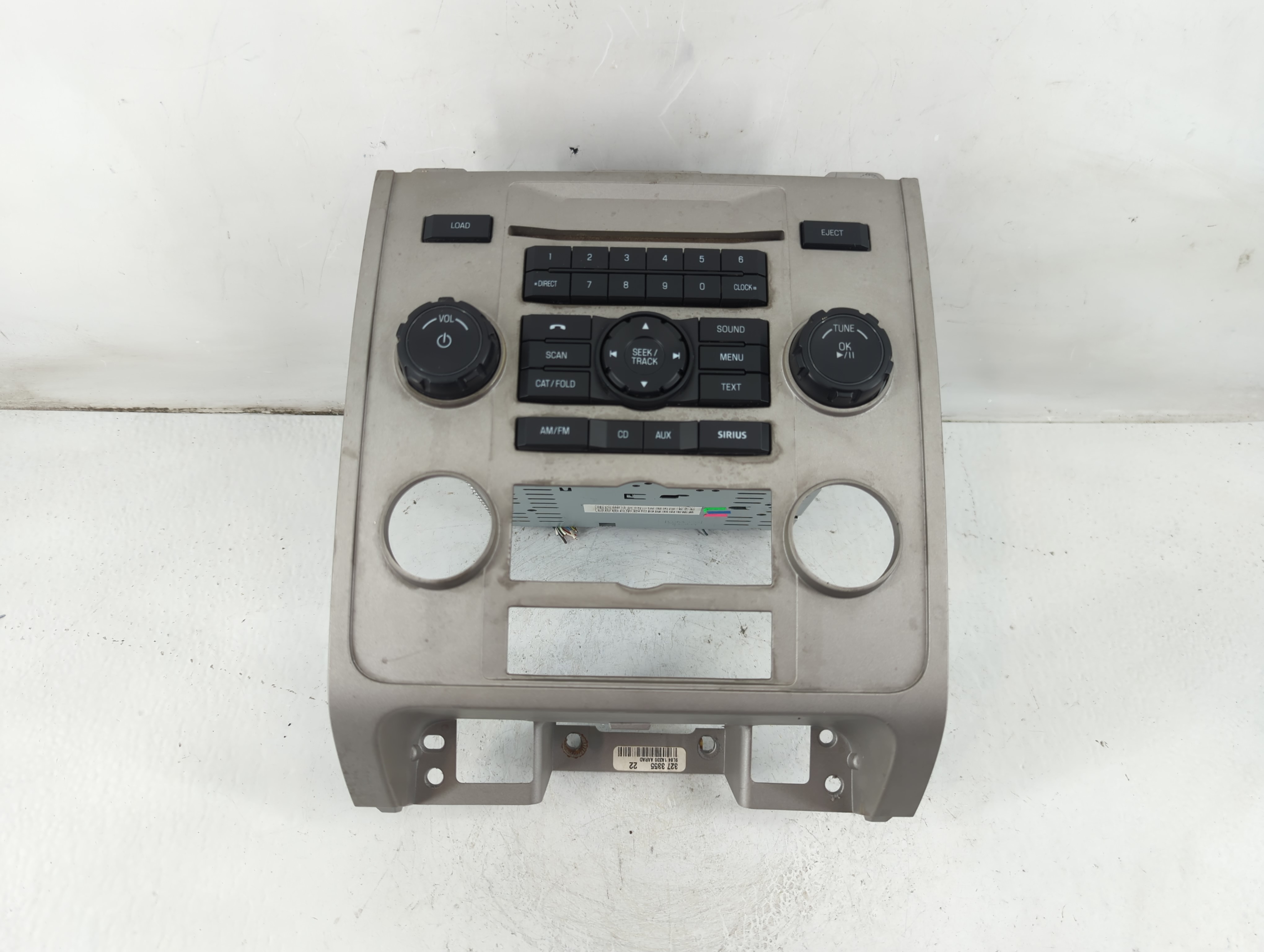 2011-2012 Ford Escape Am Fm Cd Player Radio Receiver 1101788 - Oemusedautoparts1.com
