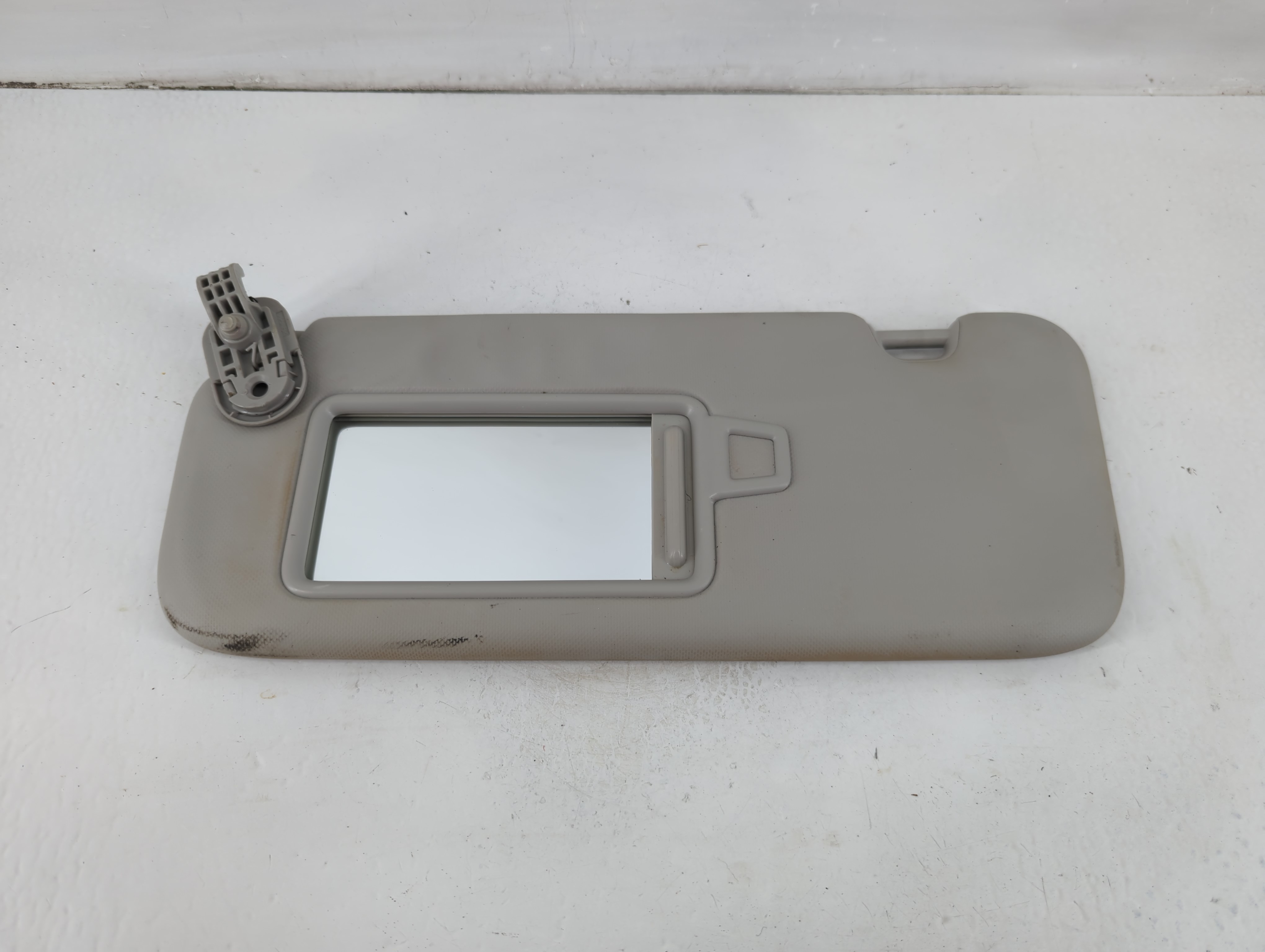 Picture of 2019-2021 Kia Forte Driver Sun Visor Mirror Left Sunvisor Light Gray 1101793