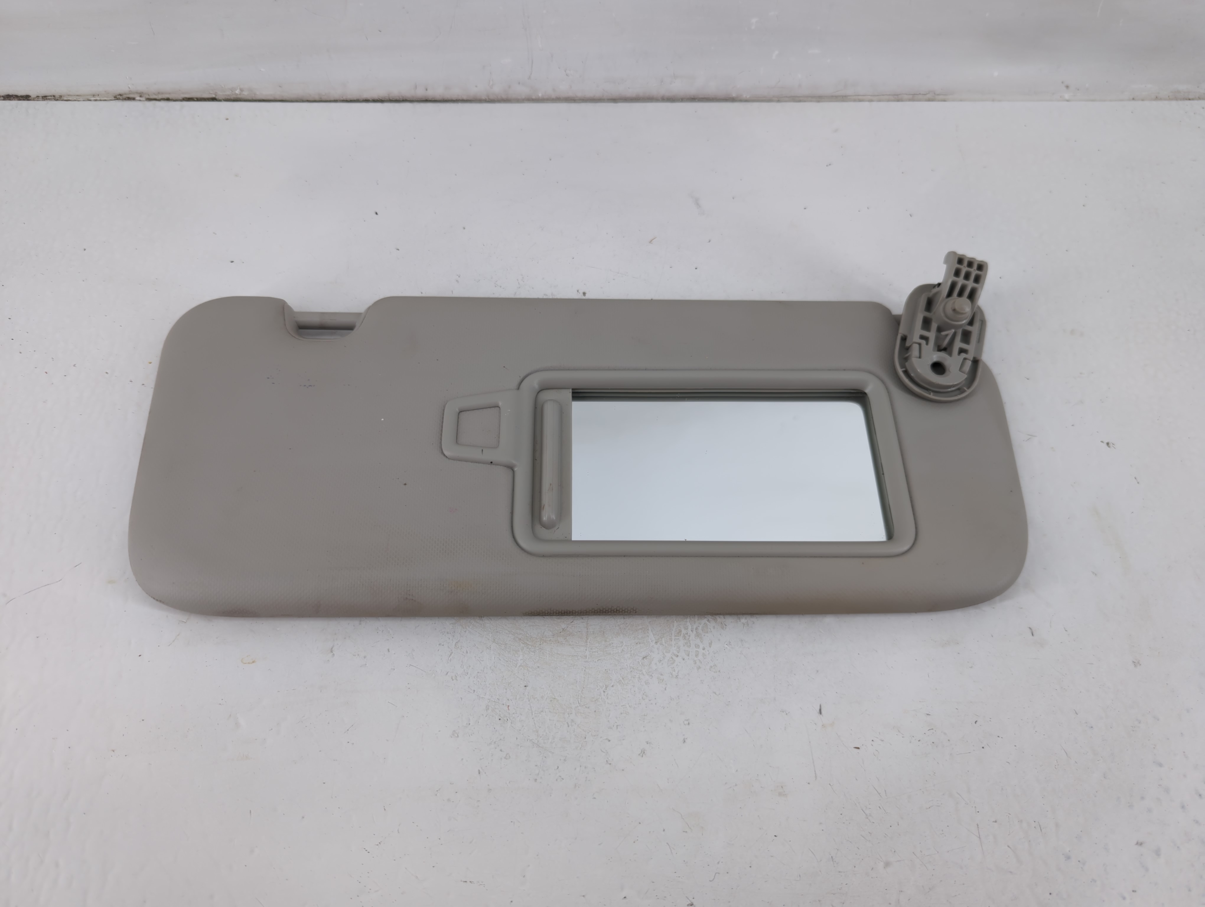 Picture of 2019-2021 Kia Forte Passenger Sun Visor Mirror Right Sunvisor Grey 1101794