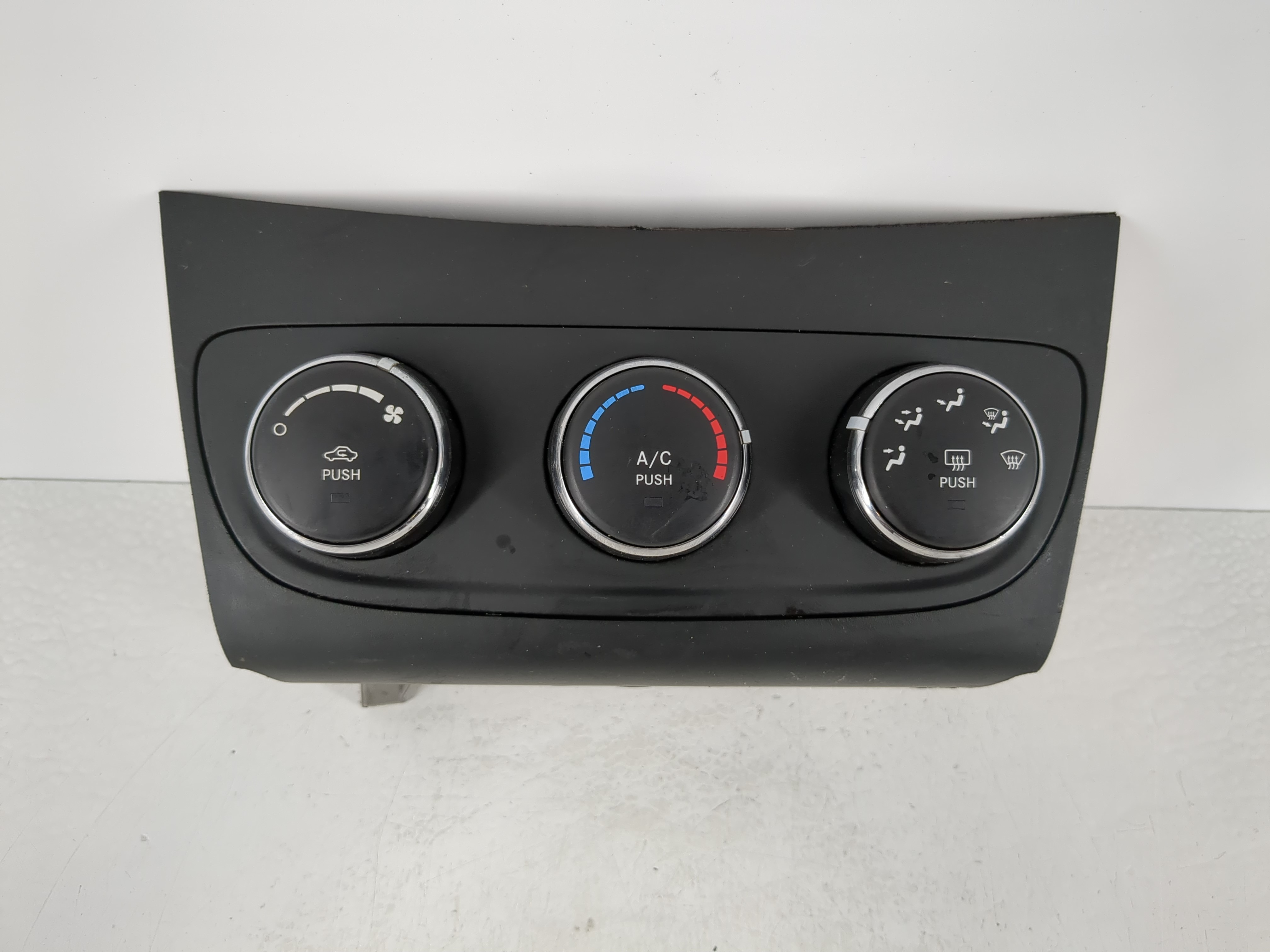 2010-2014 Dodge Avenger Ac Heater Climate Control P55111949af|61036a 1101804 - Oemusedautoparts1.com