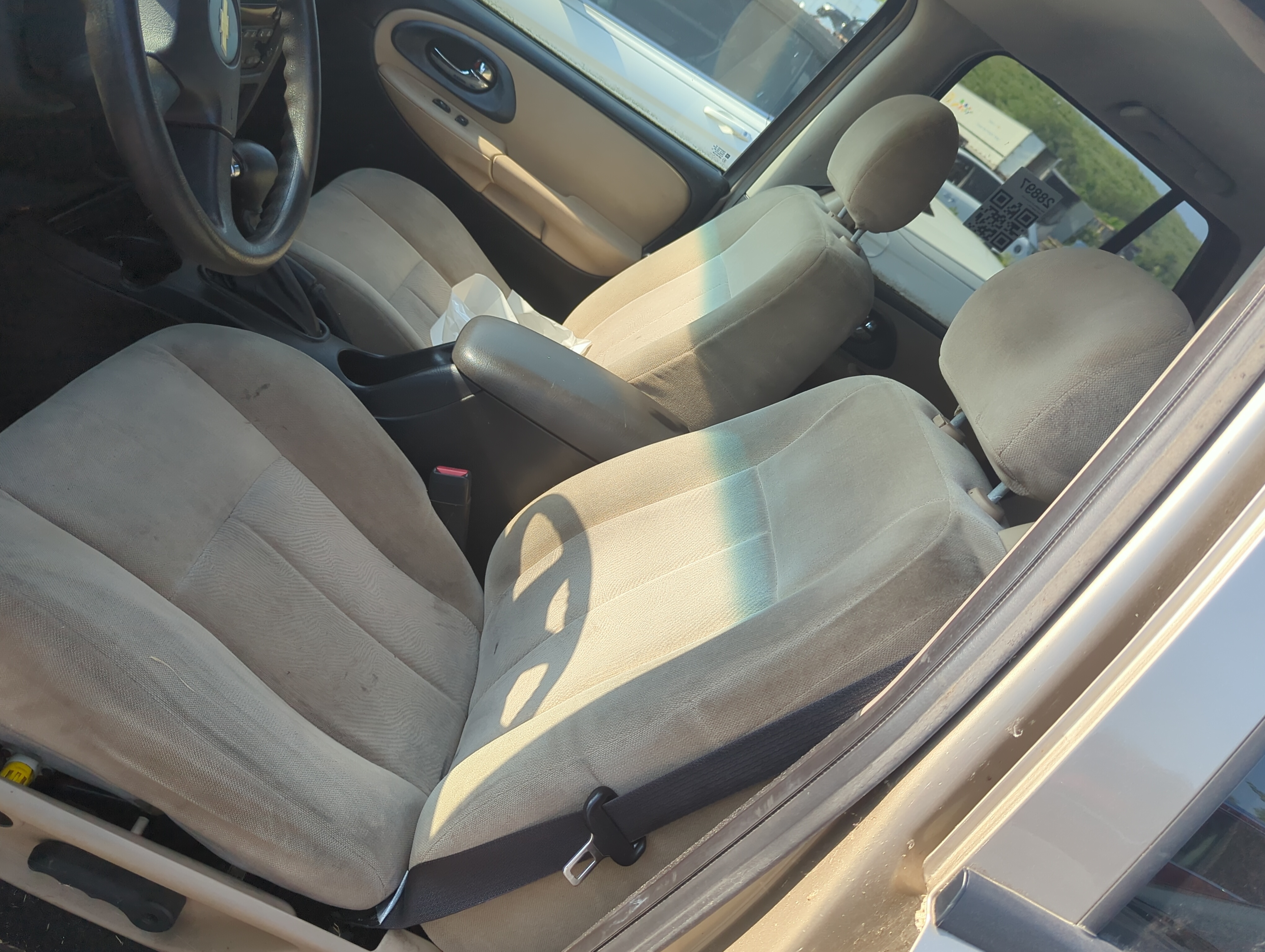 Picture of 2005-2009 Chevrolet Trailblazer Driver Front Seat Oem 1101960