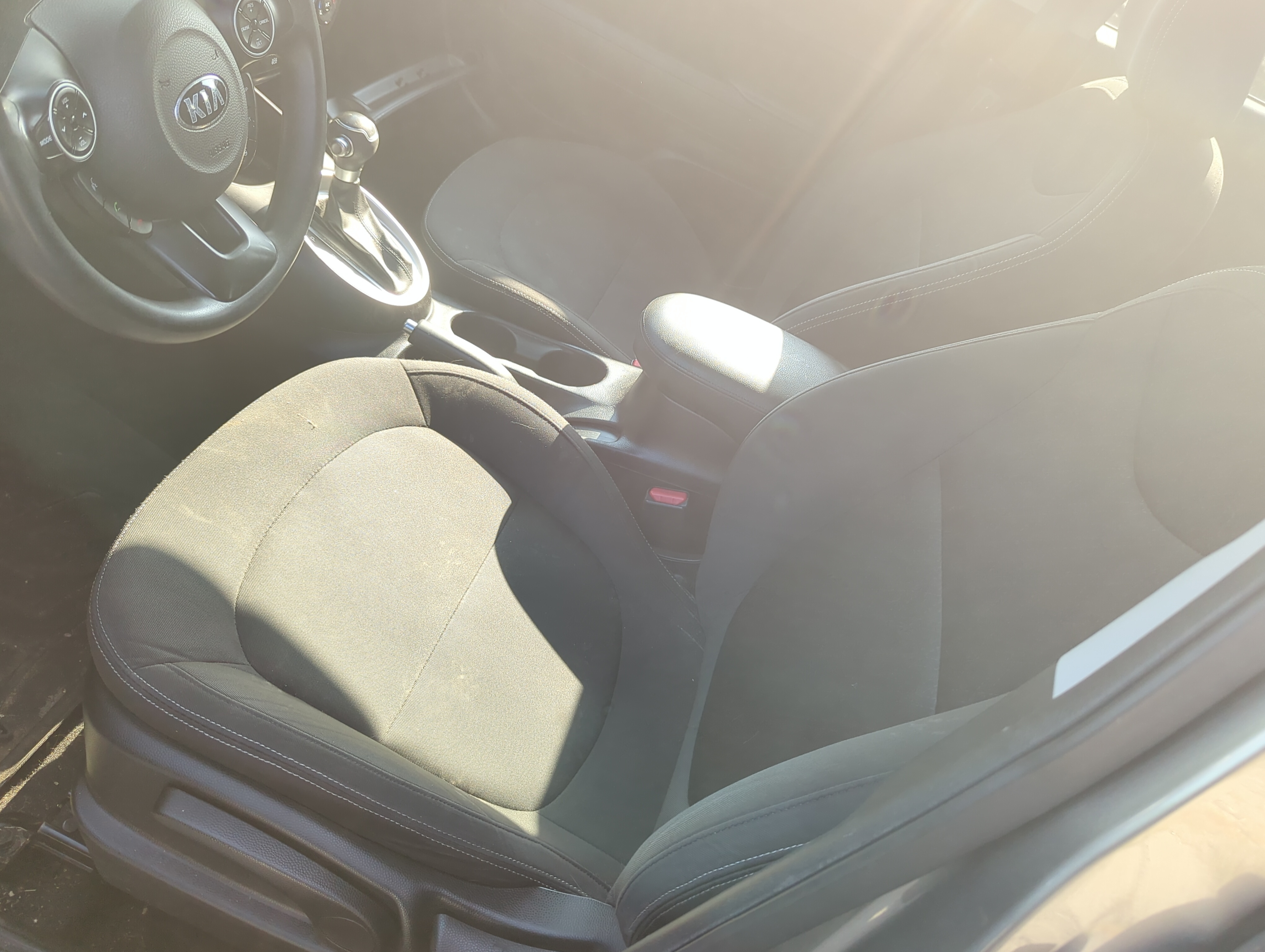 2014-2016 Kia Soul Driver Front Seat Oem Grey 1102213 - Oemusedautoparts1.com