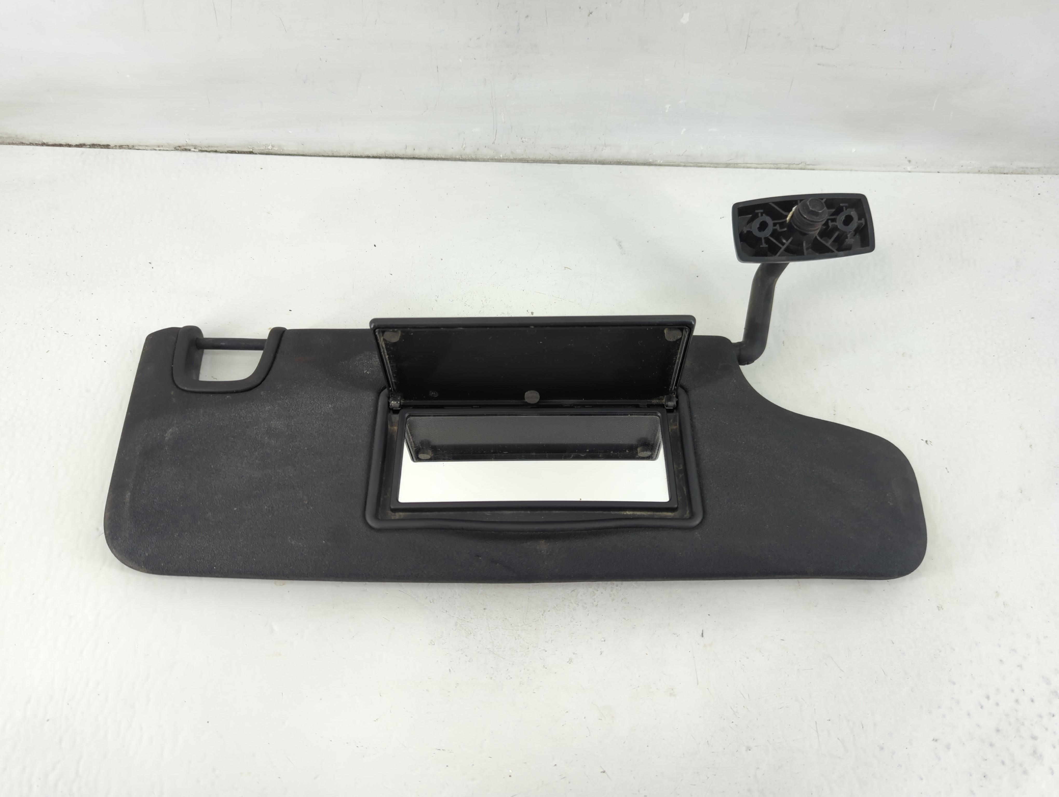 Picture of 2011-2018 Jeep Wrangler Driver Sun Visor Mirror Left Sunvisor Black 1102354