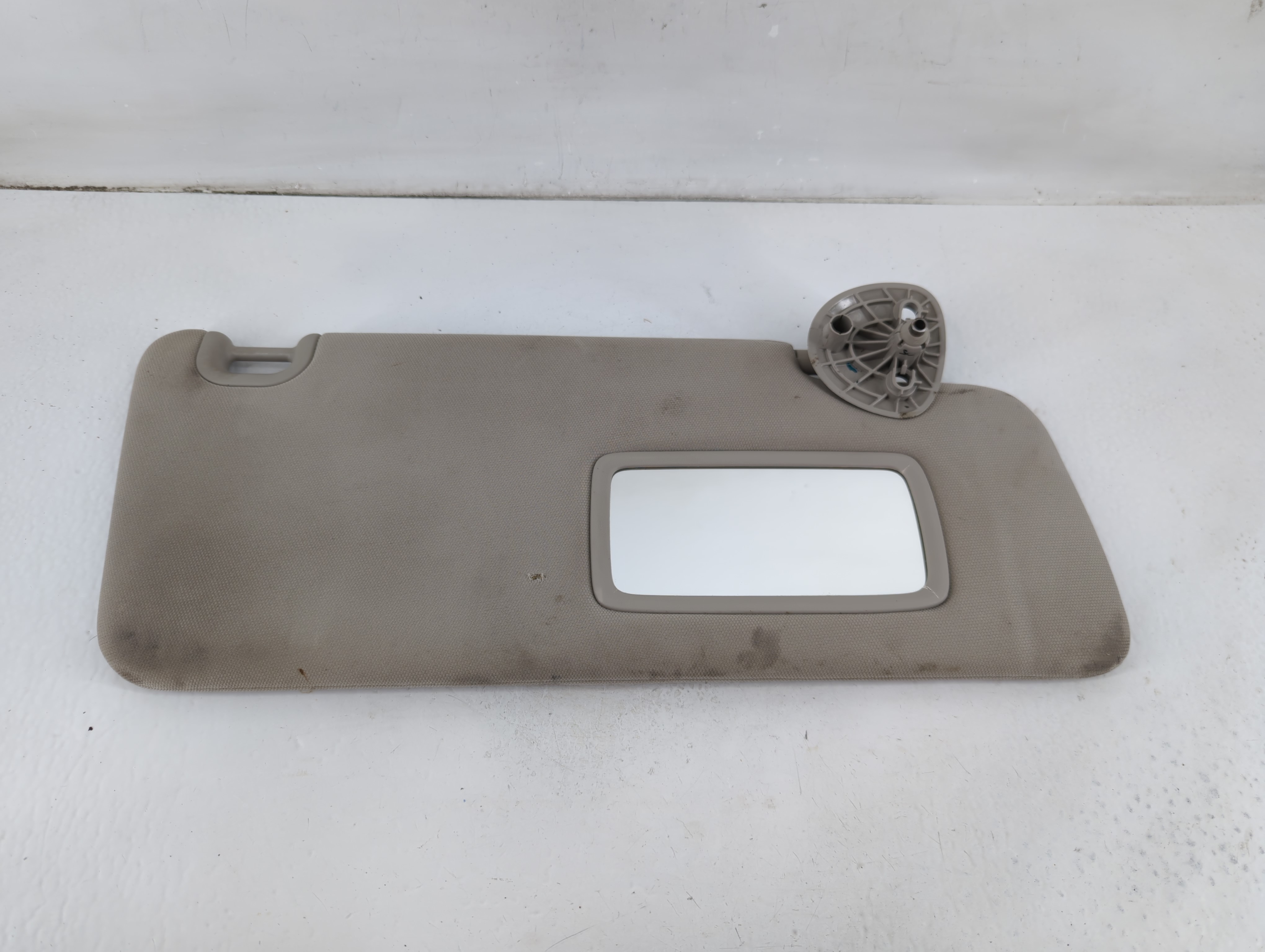 Picture of Dodge Ram 1500 Passenger Sun Visor Mirror Right Sunvisor Light Gray 1102358