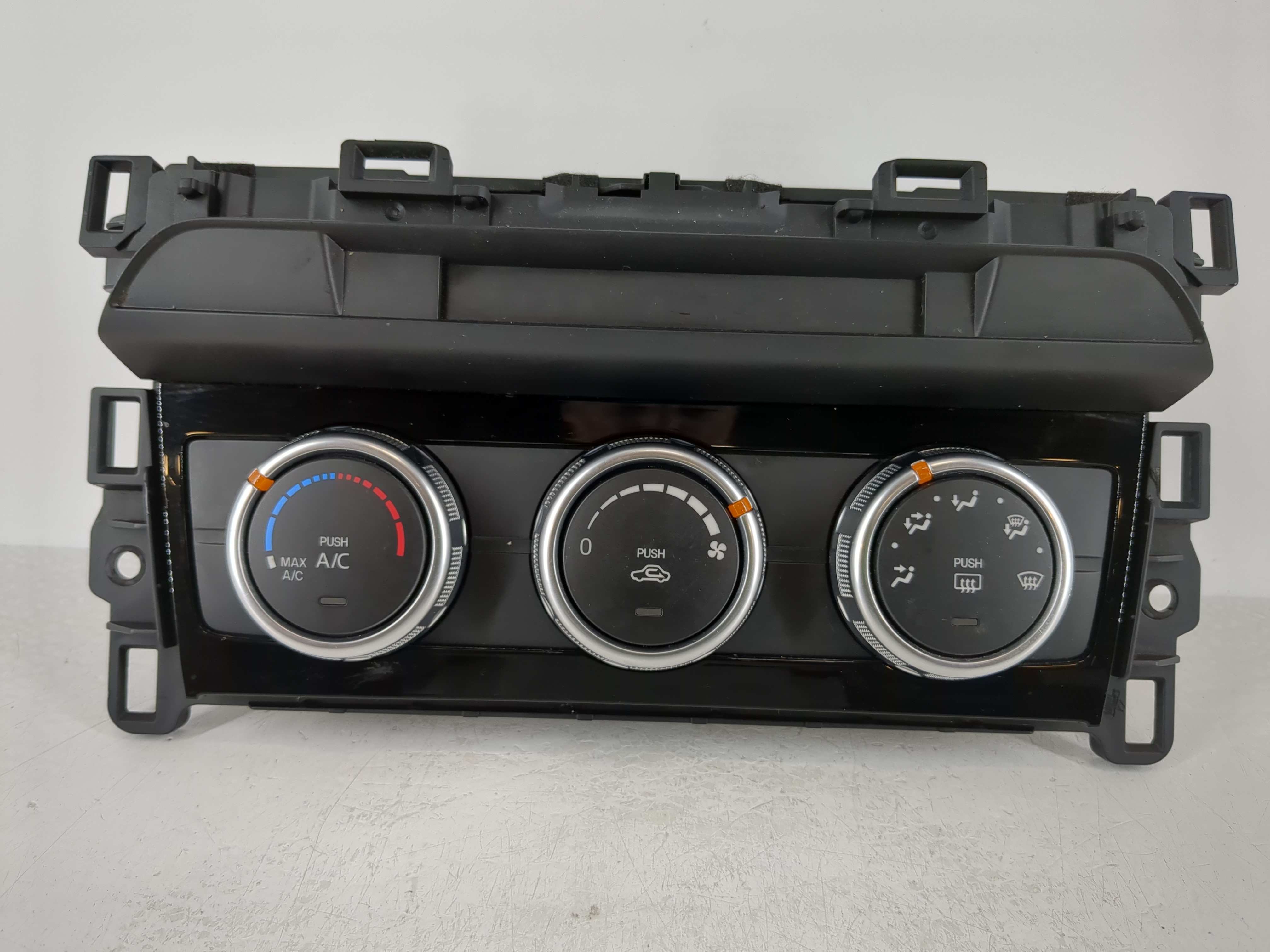 Picture of 2017-2017 Mazda 6 Ac Heater Climate Control Gmn3 55260|h Grt6 61 190b 1102374