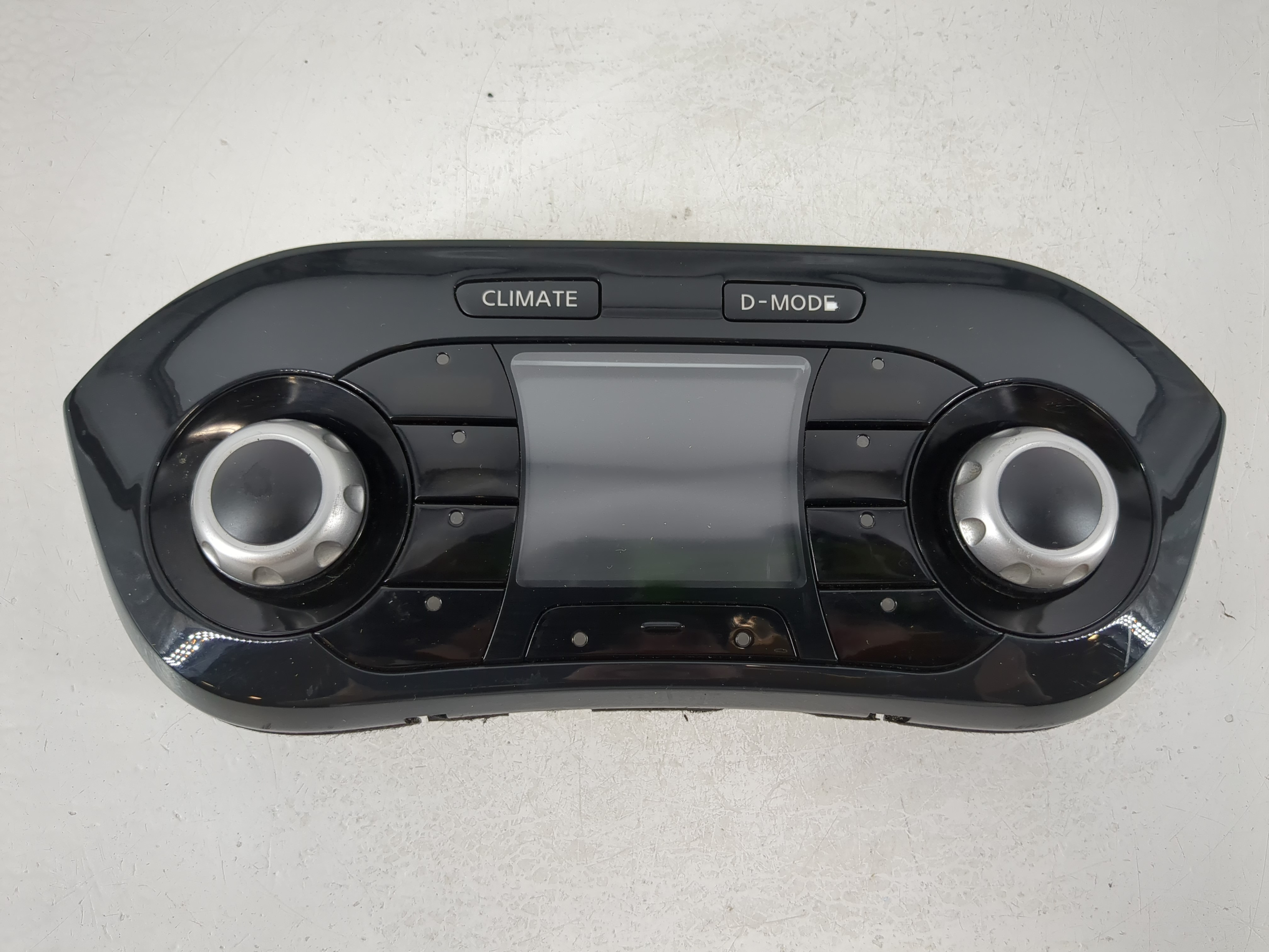 2011-2017 Nissan Juke Ac Heater Climate Control 248451km0b 1102380 - Oemusedautoparts1.com