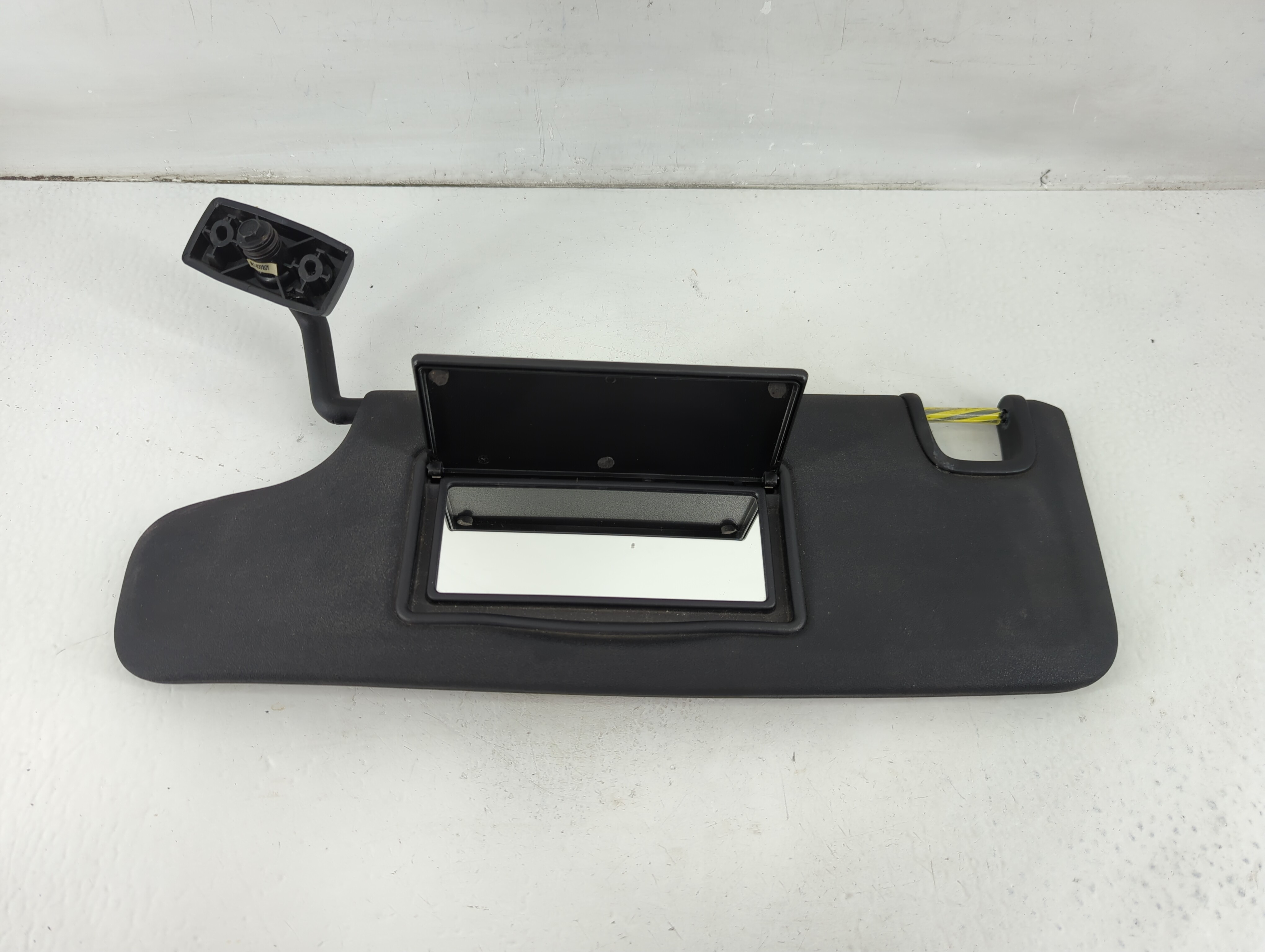 Picture of 2011-2018 Jeep Wrangler Driver Sun Visor Mirror Left Sunvisor Black 1102443