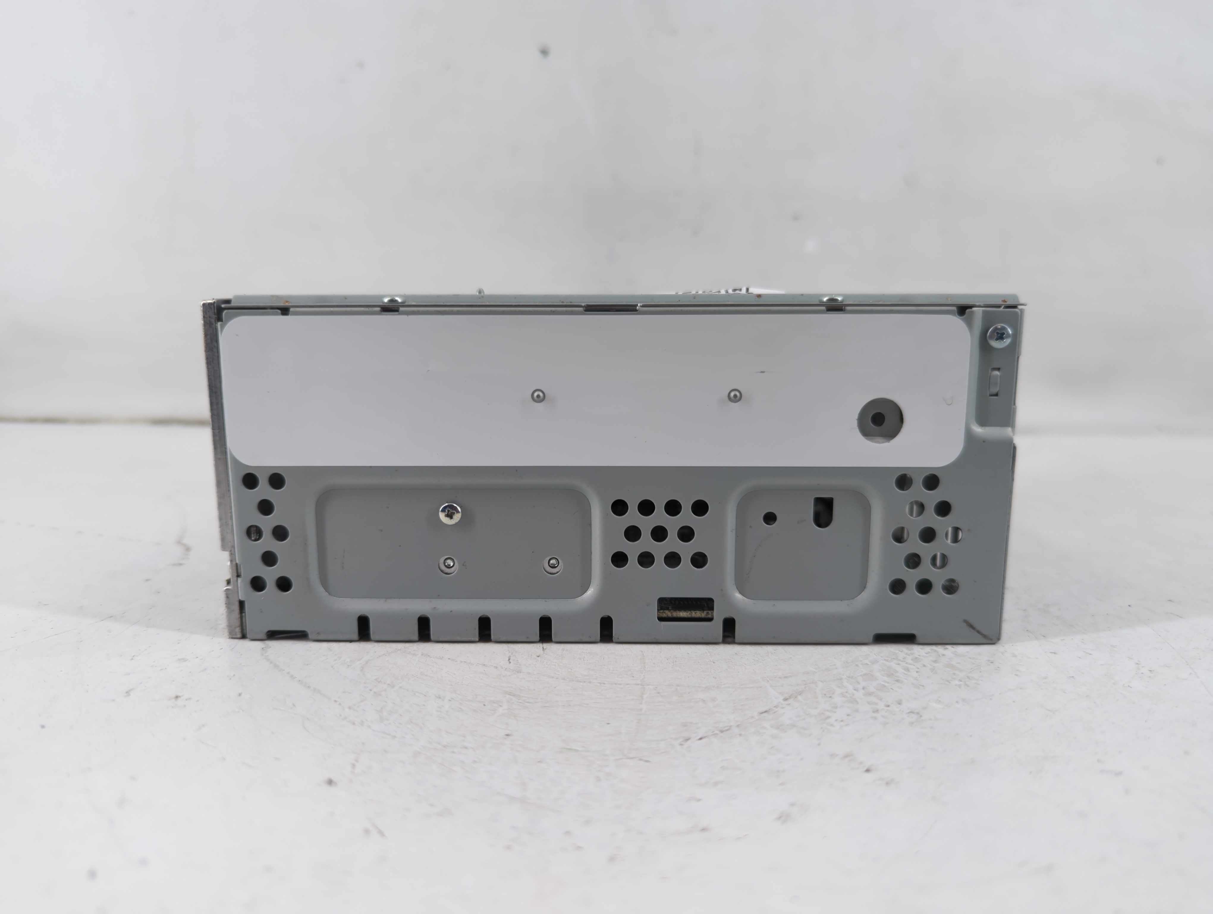 2019-2020 Ford Fusion Am Fm Cd Player Radio Receiver 1102466 - Oemusedautoparts1.com