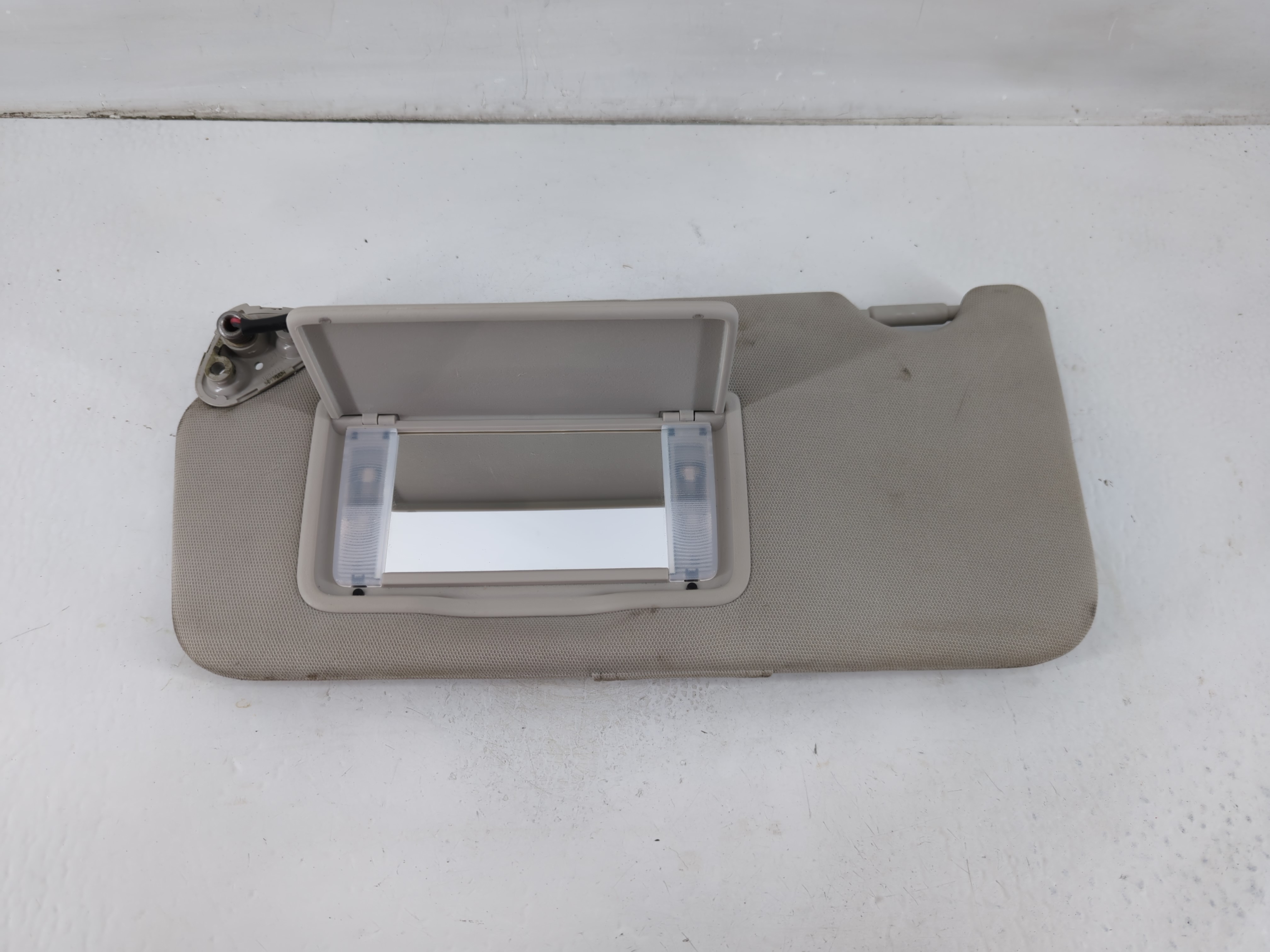 Picture of 2010-2014 Subaru Legacy Driver Sun Visor Mirror Left Sunvisor Grey 1102475