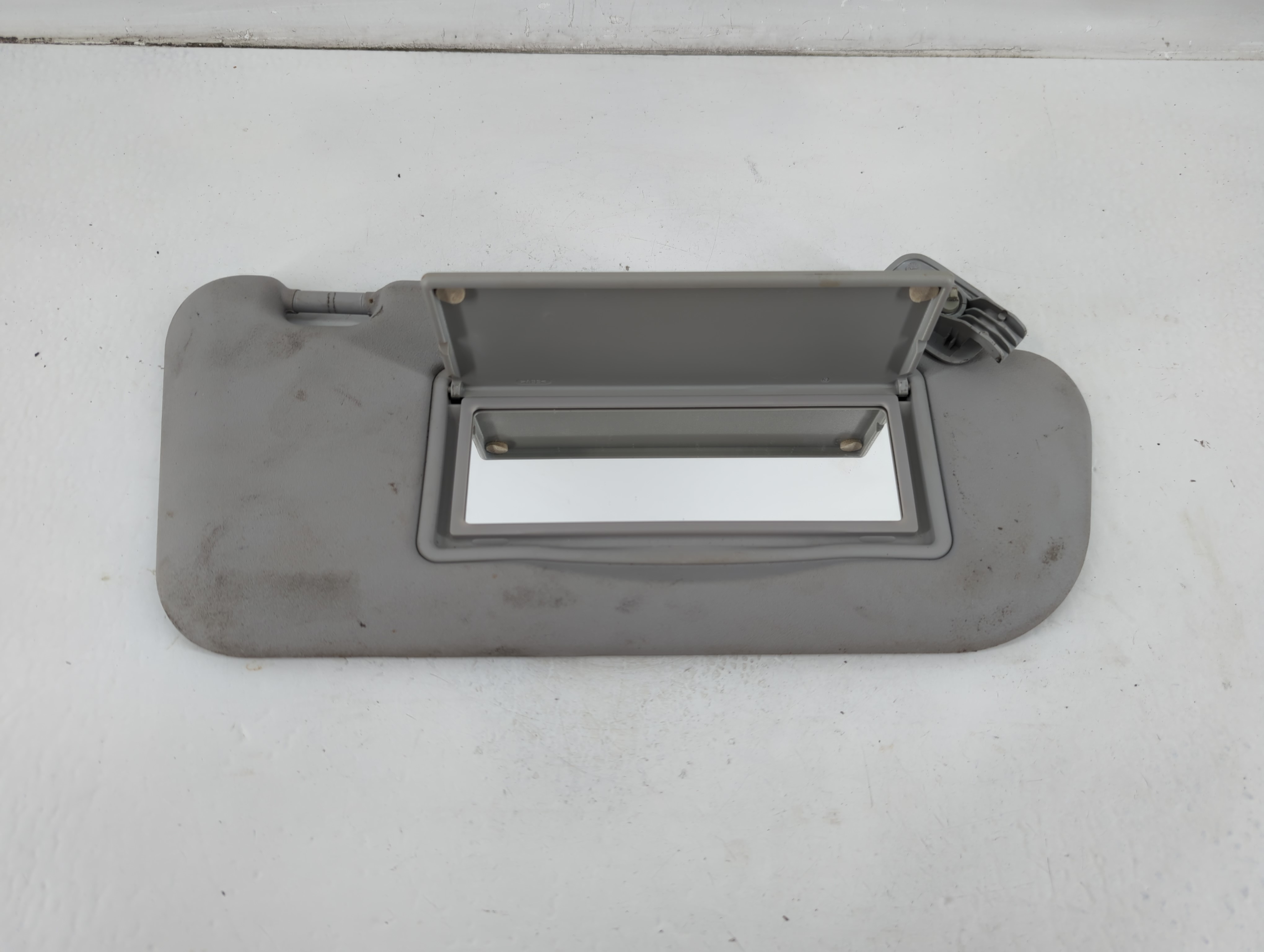 Picture of 2004-2009 Mazda 3 Driver Sun Visor Mirror Left Sunvisor Grey 1102537