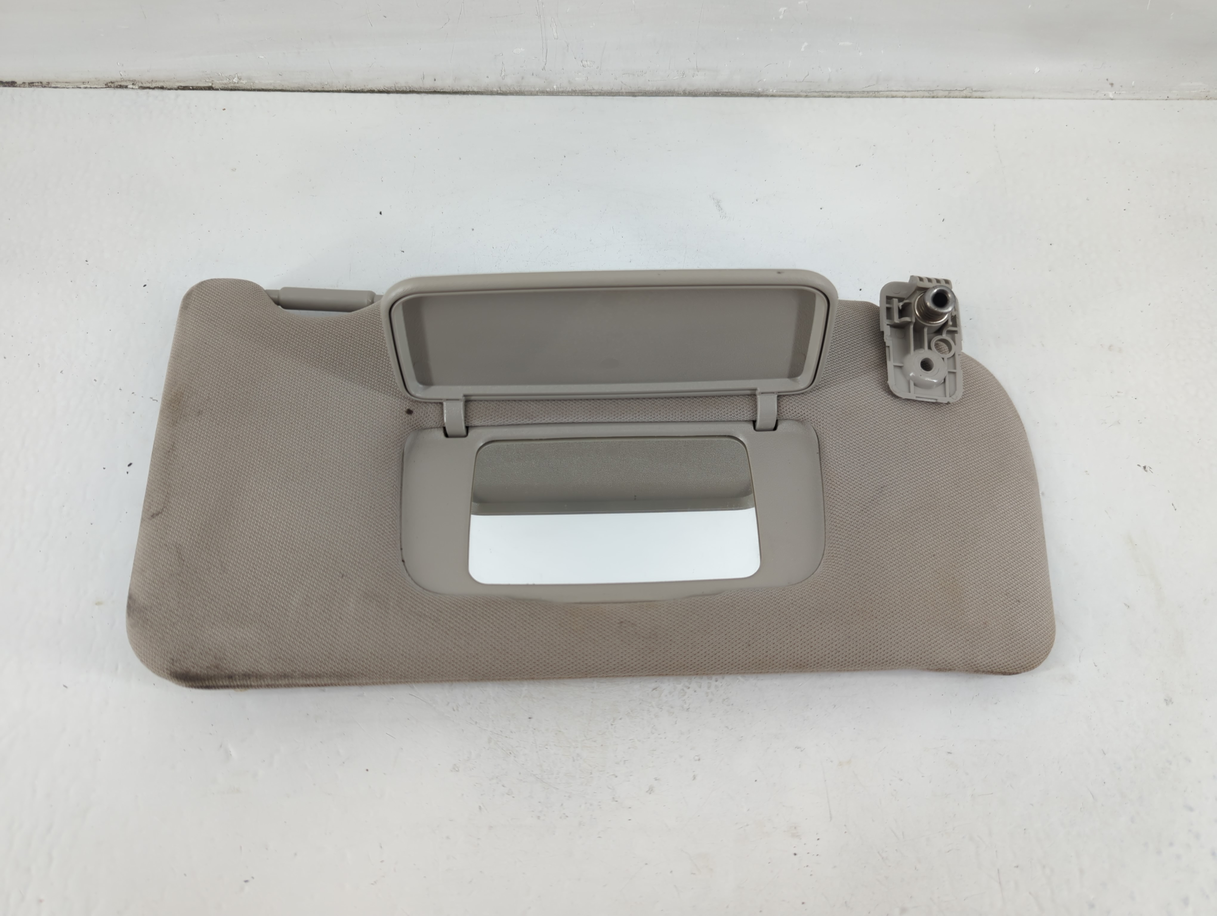Picture of 2010-2012 Nissan Altima Passenger Sun Visor Mirror Right Sunvisor Grey 1102543