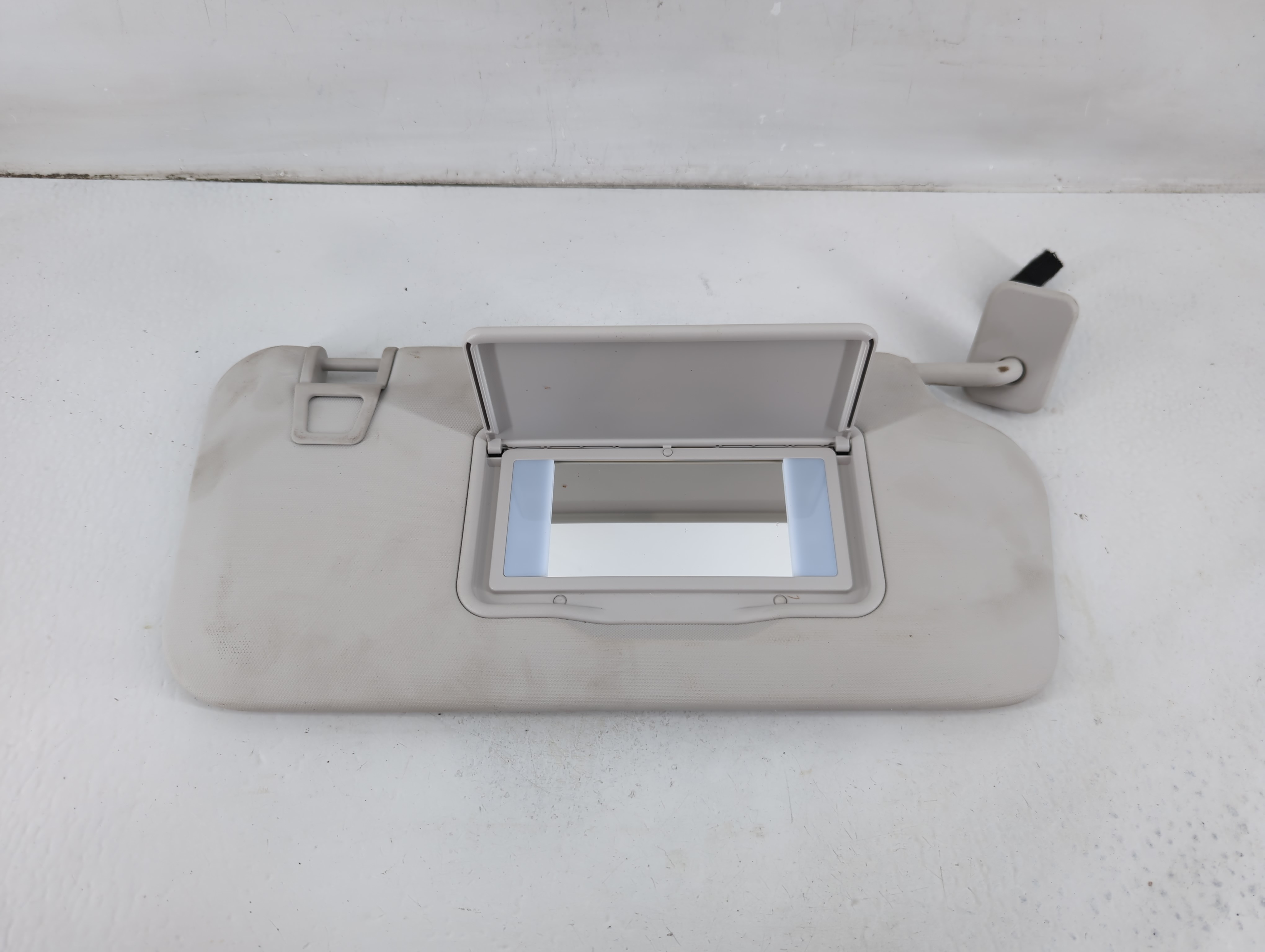Picture of Ford Bronco Passenger Sun Visor Mirror Right Sunvisor Ivory 1102549