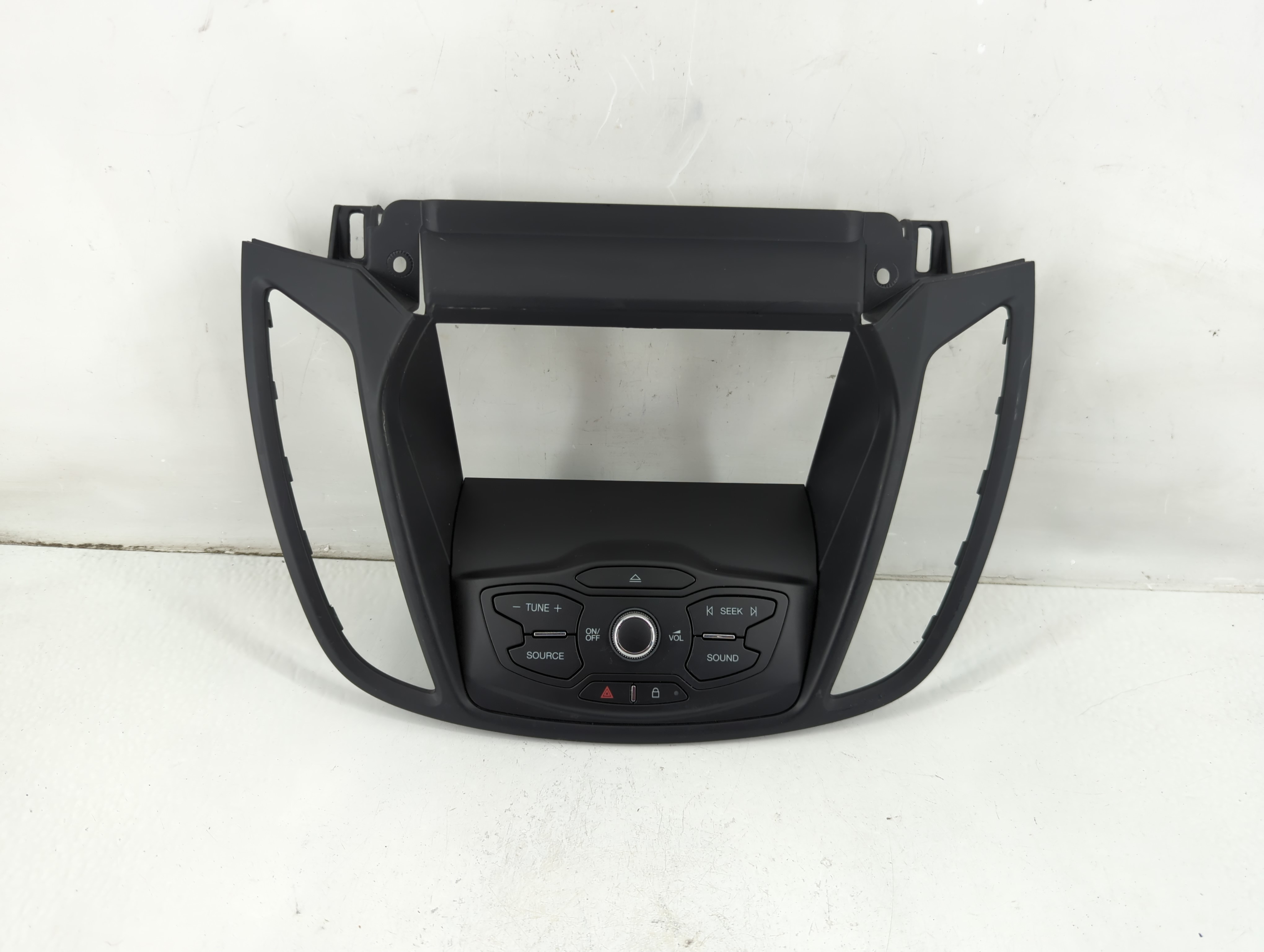 Picture of 2013-2016 Ford Escape Am Fm Cd Player Radio Receiver 1102612