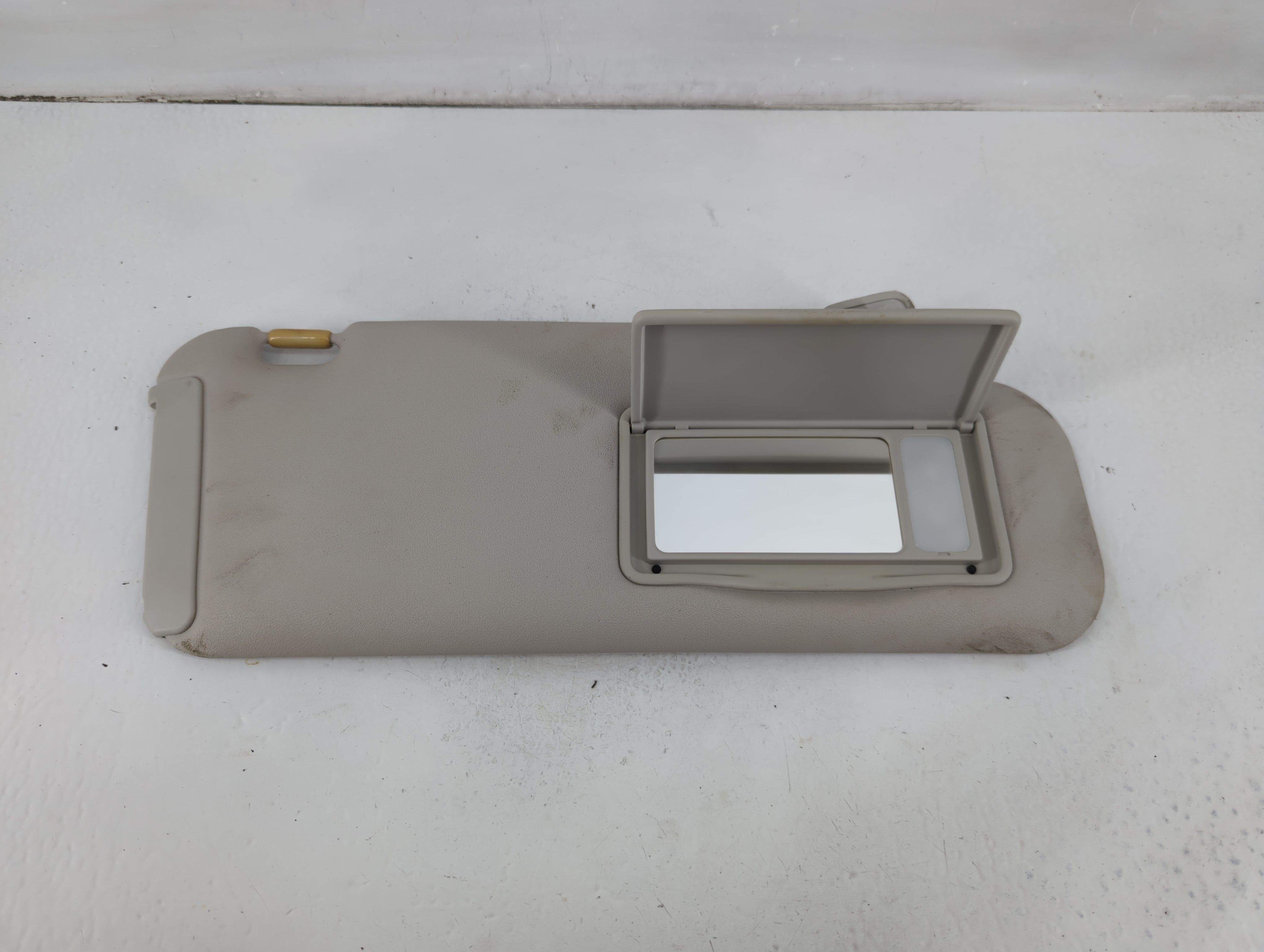 Picture of 2010-2012 Mazda Cx-7 Passenger Sun Visor Mirror Right Sunvisor Grey 1102621