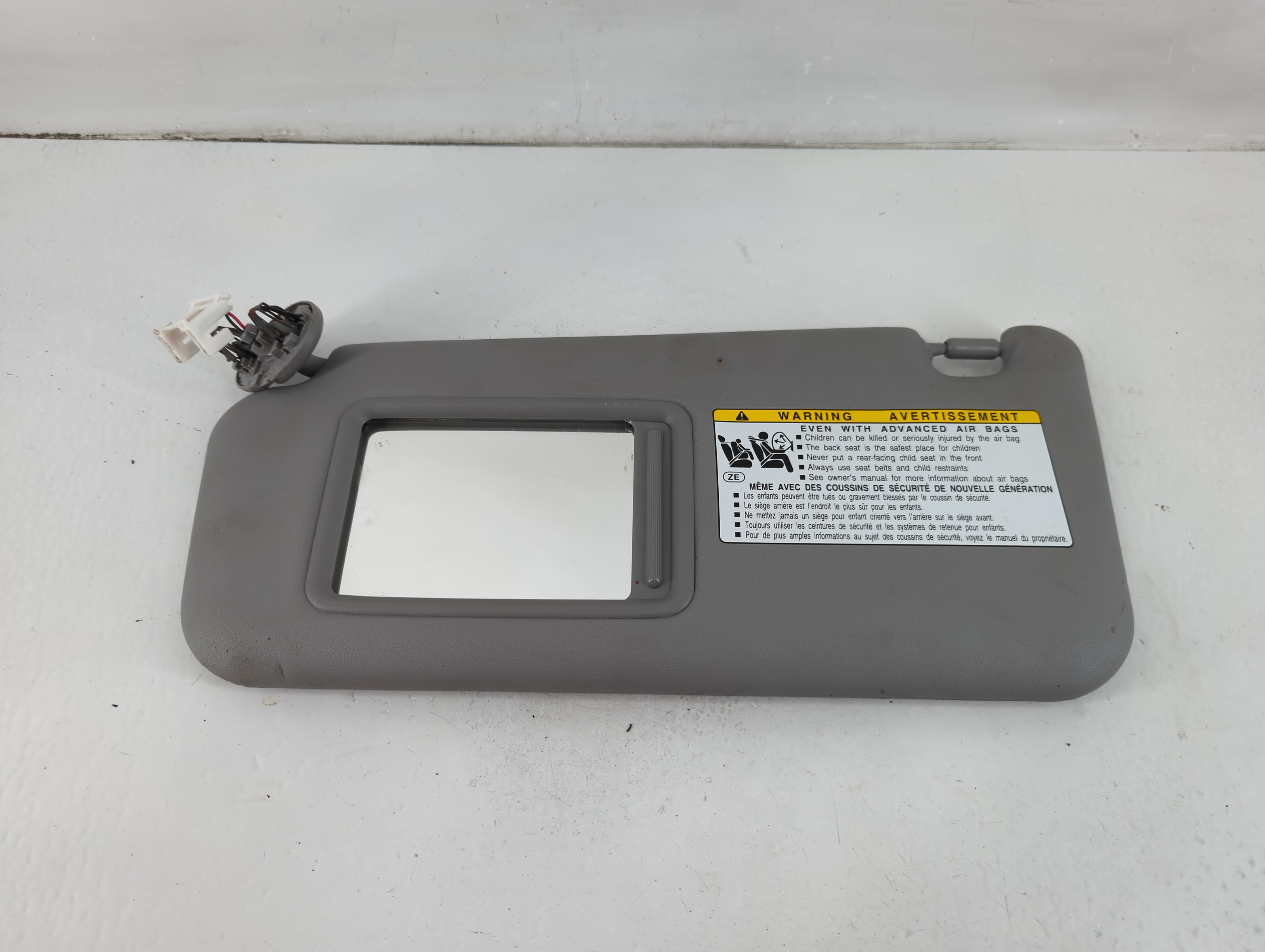 Picture of 2006-2009 Toyota Rav4 Driver Sun Visor Mirror Left Sunvisor Grey 1102623