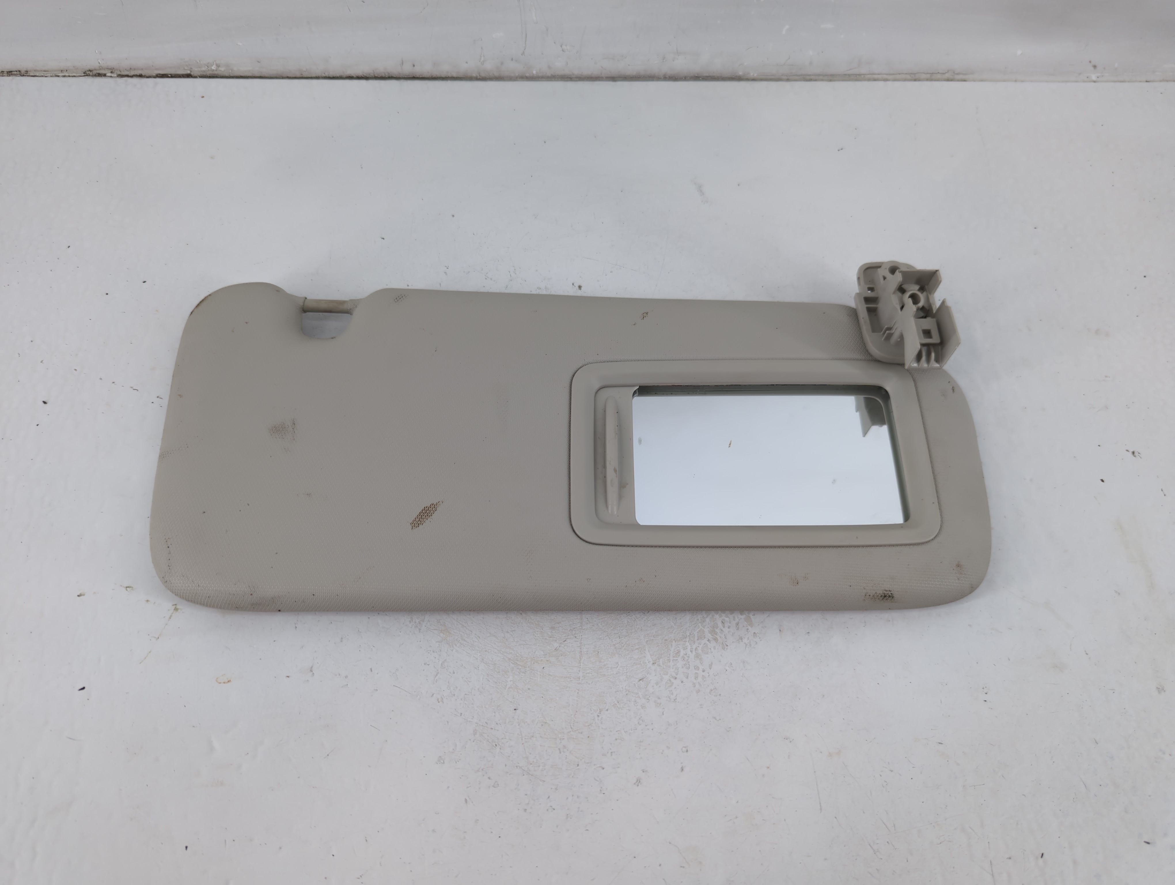 Picture of 2019-2022 Mazda 3 Passenger Sun Visor Mirror Right Sunvisor Light Gray 1102629