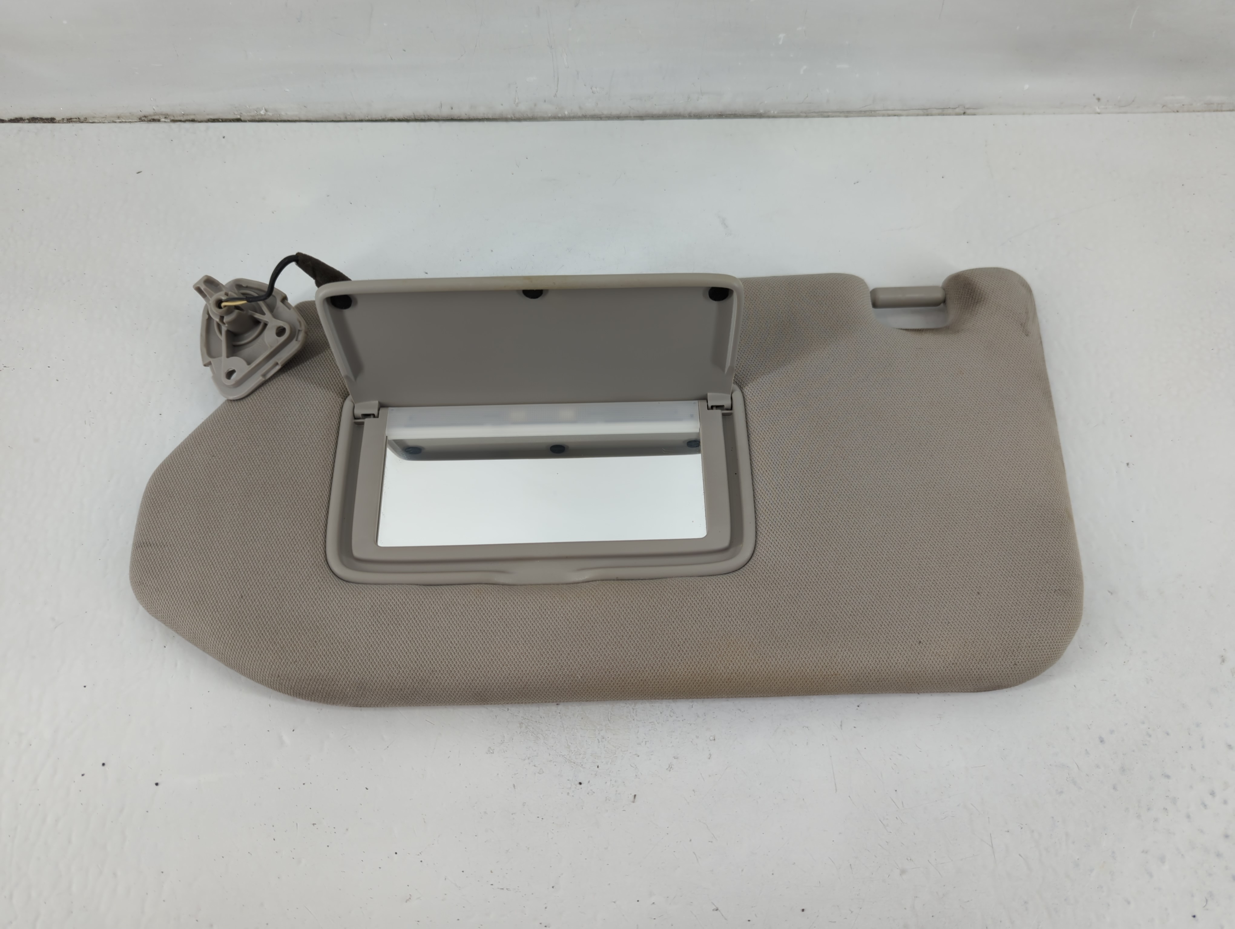 Picture of 2019-2020 Infiniti Qx60 Driver Sun Visor Mirror Left Sunvisor 1102636