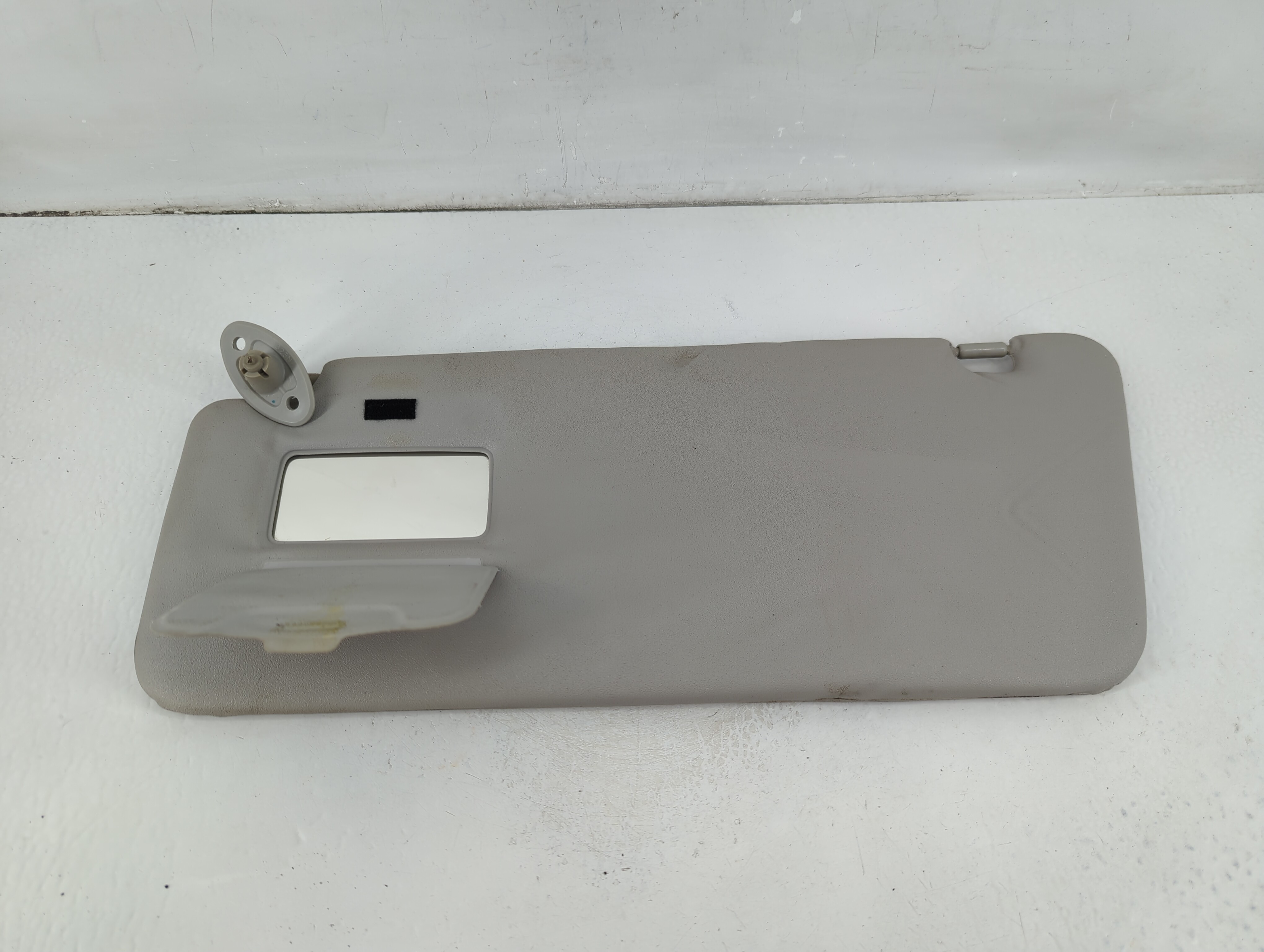 Picture of 2004-2006 Scion Xb Passenger Sun Visor Mirror Right Sunvisor Grey 1102638