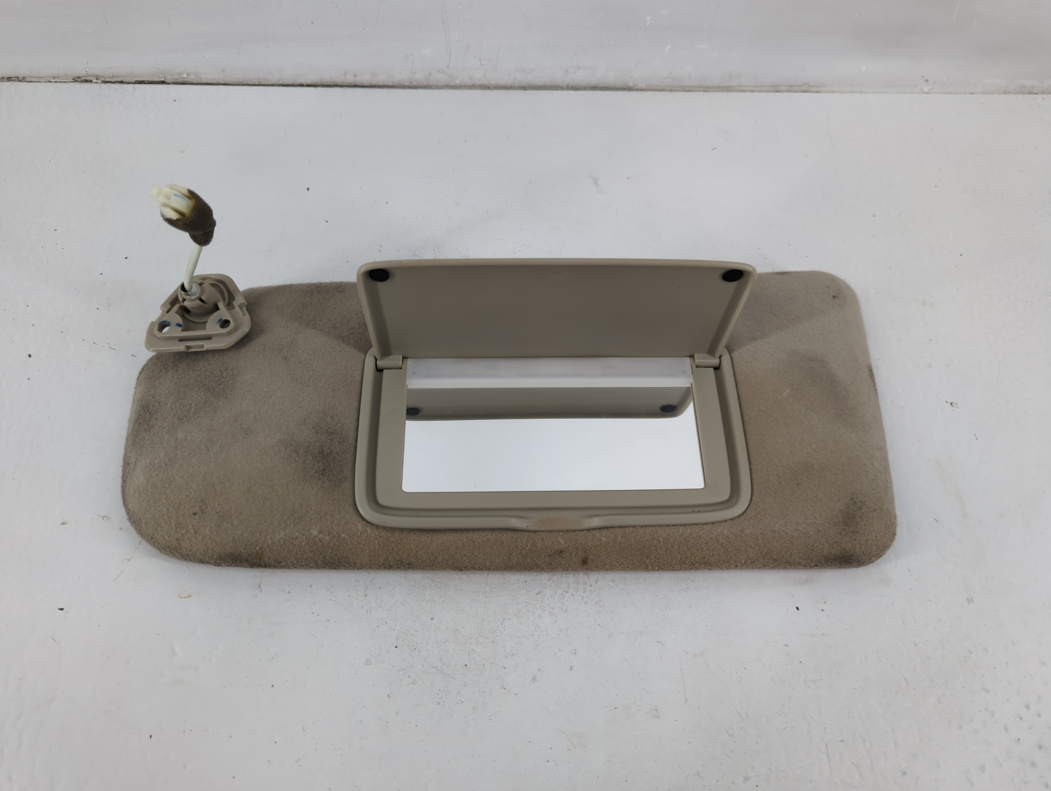 Picture of 2003-2004 Infiniti G35 Driver Sun Visor Mirror Left Sunvisor Light Beige 1102653