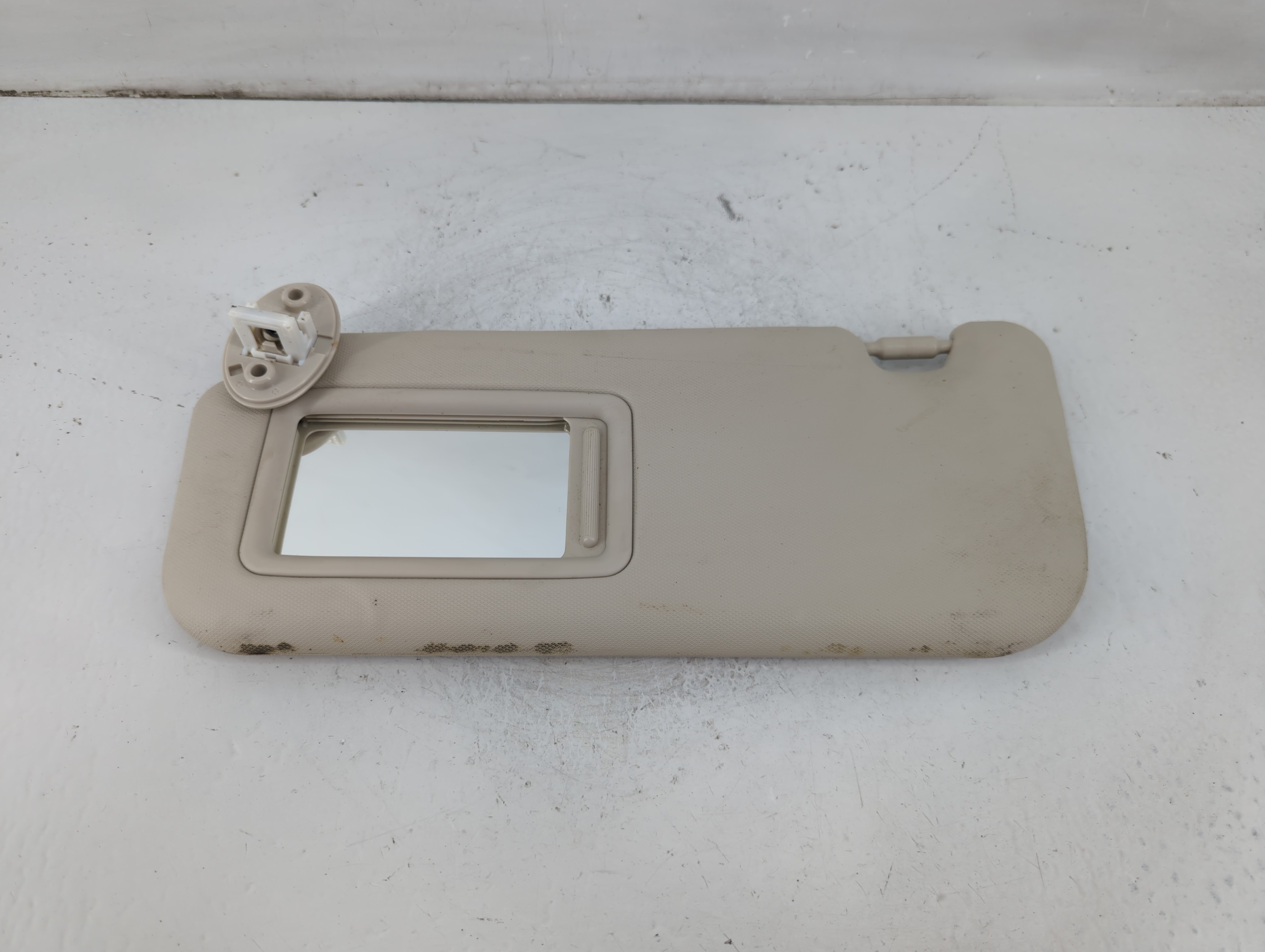 2022 Toyota Corolla Driver Sun Visor Mirror Left Sunvisor Cream 1102660 - Oemusedautoparts1.com