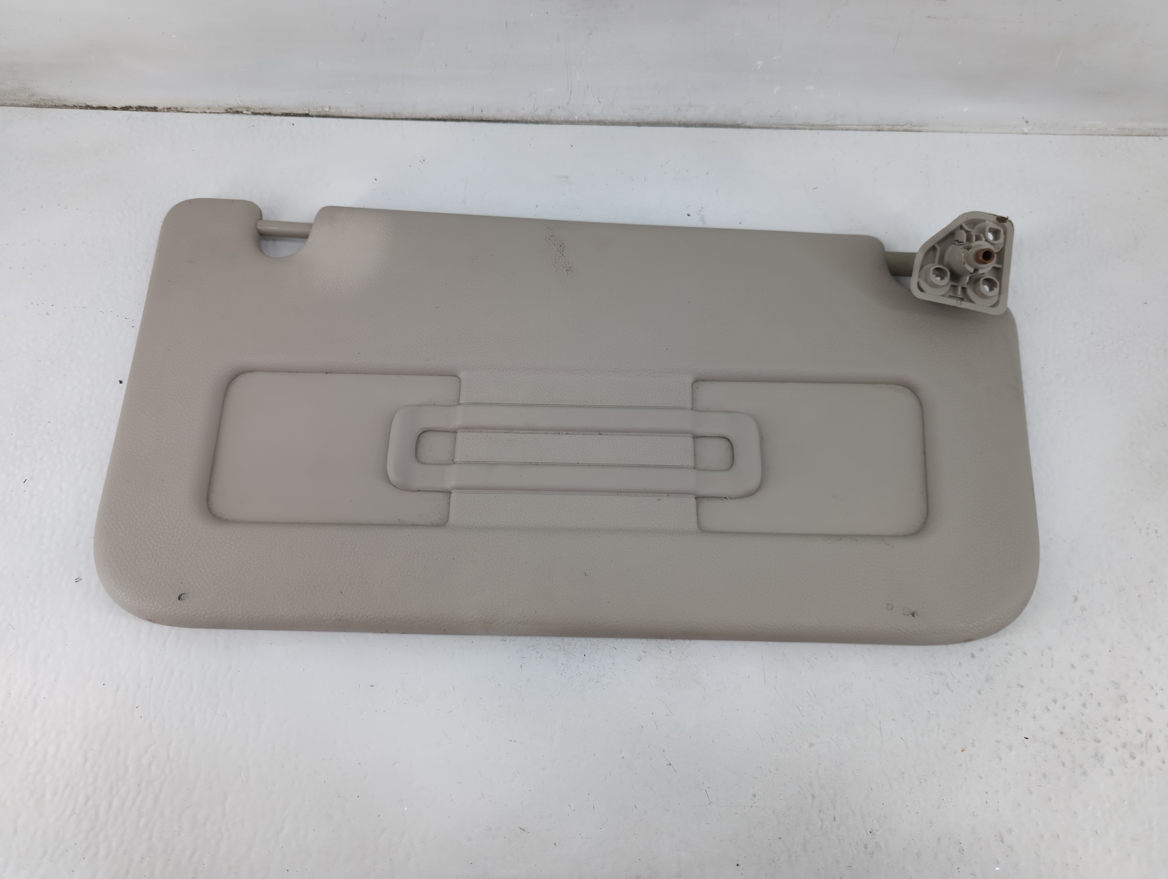 Picture of 2012-2020 Nissan Nv2500 Driver Sun Visor Mirror Left Sunvisor Grey 1102684