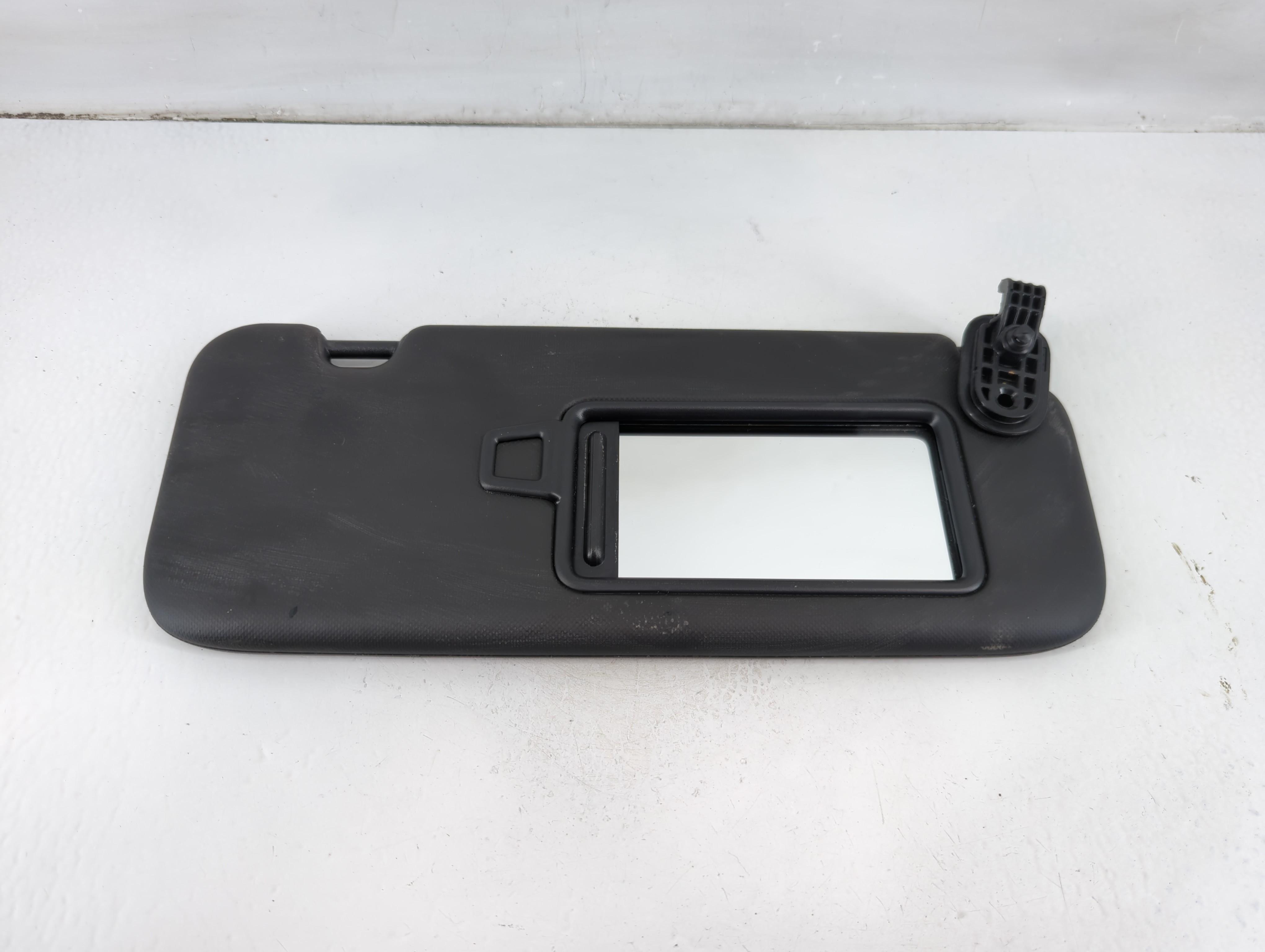 2022-2022 Kia Forte Passenger Sun Visor Mirror Right Sunvisor Black 1102699 - Oemusedautoparts1.com