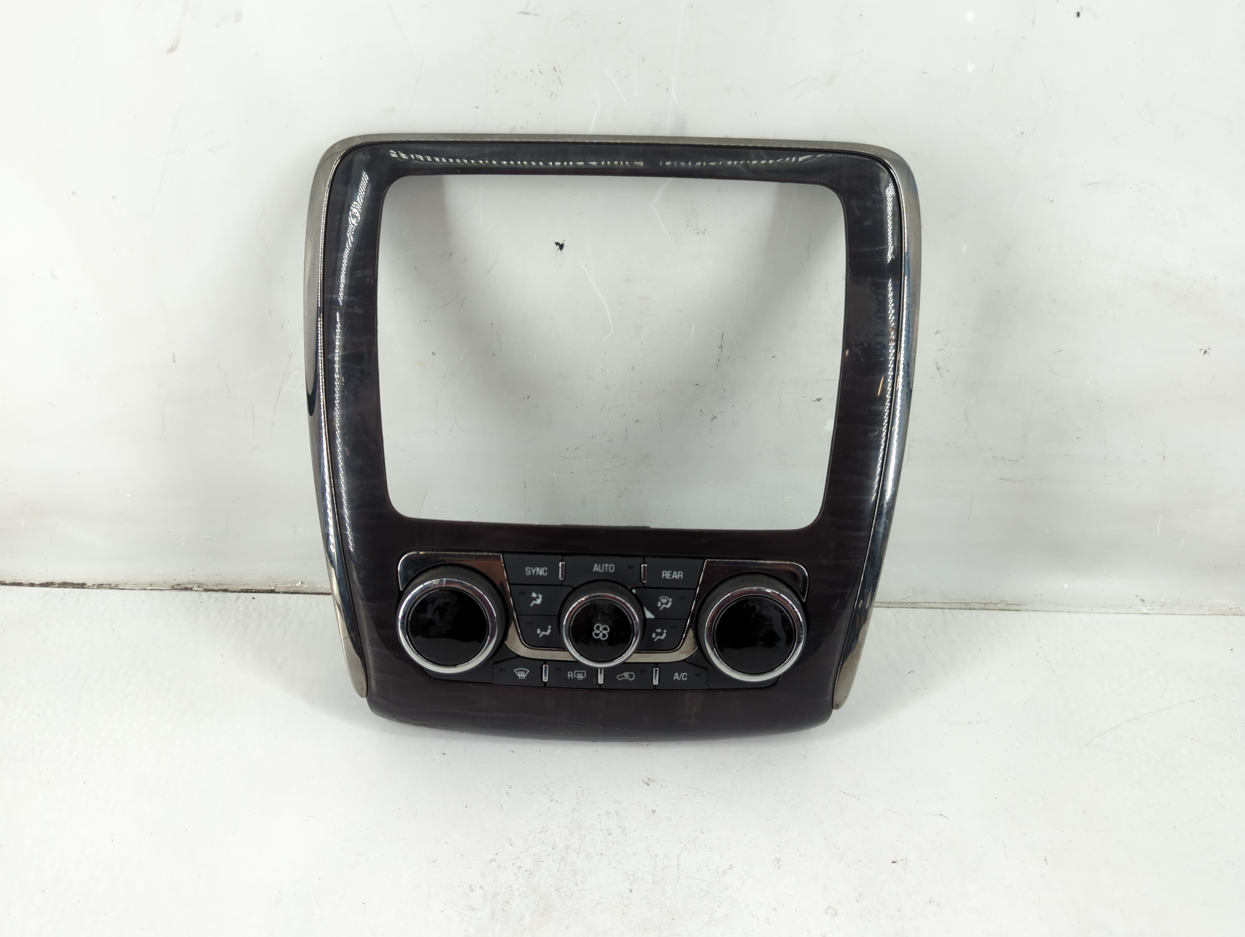 Picture of 2013-2017 Buick Enclave Ac Heater Climate Control 23158335 1102706