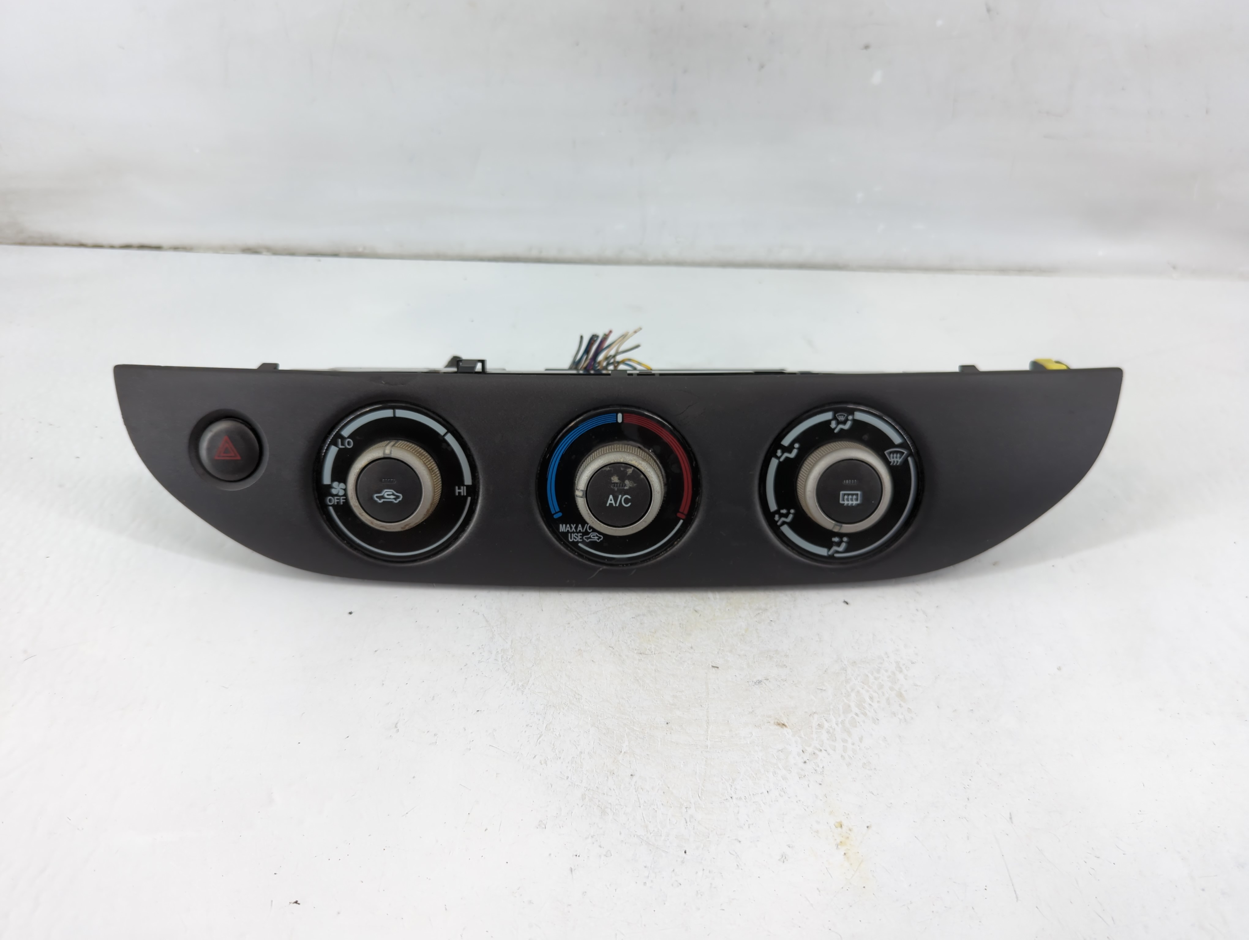 Picture of 2002-2006 Toyota Camry Ac Heater Climate Control 55902-06120 1102709