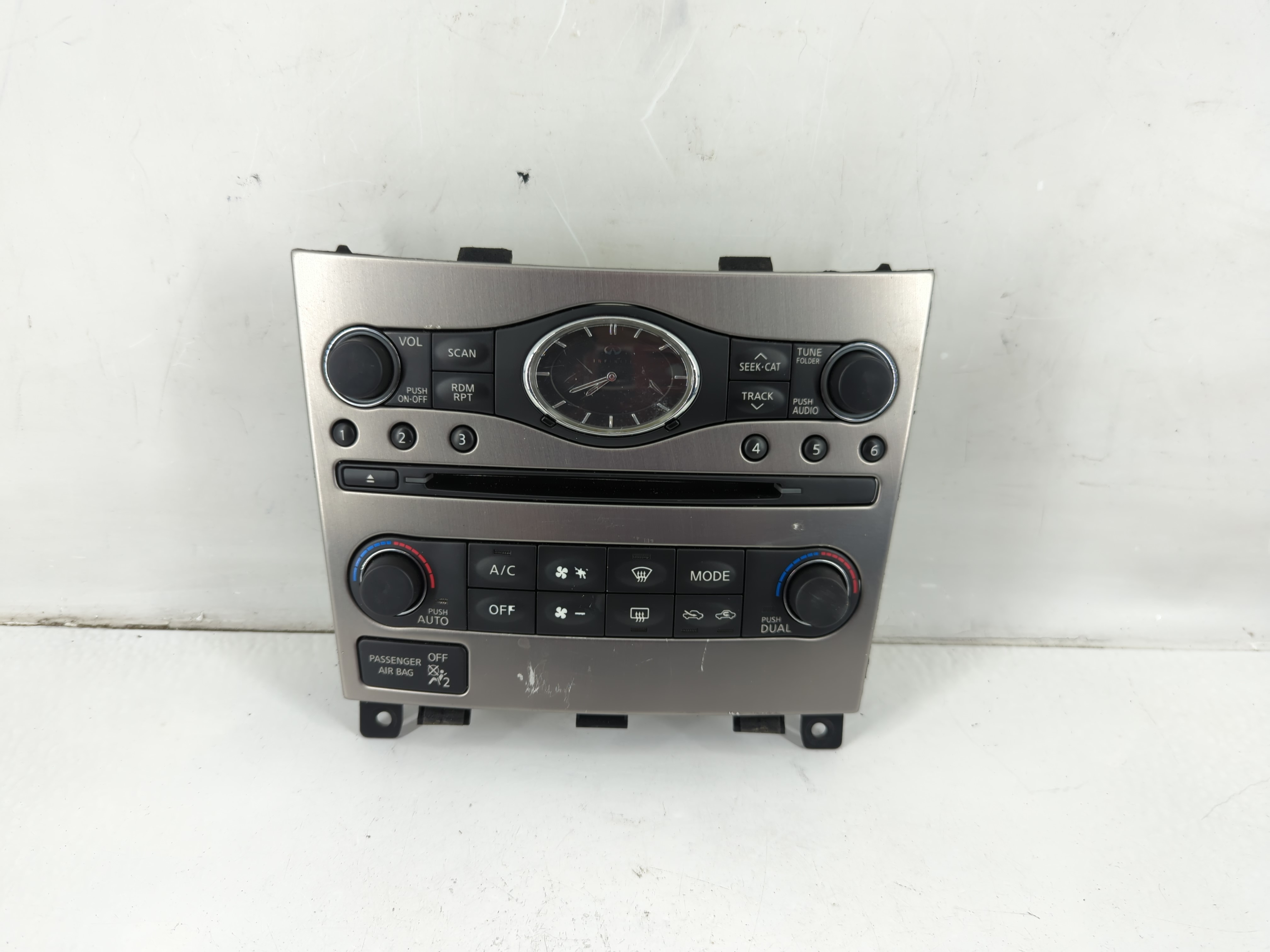 Picture of 2008-2009 Infiniti G37 Ac Heater Climate Control 25391 1bu8a 1102715