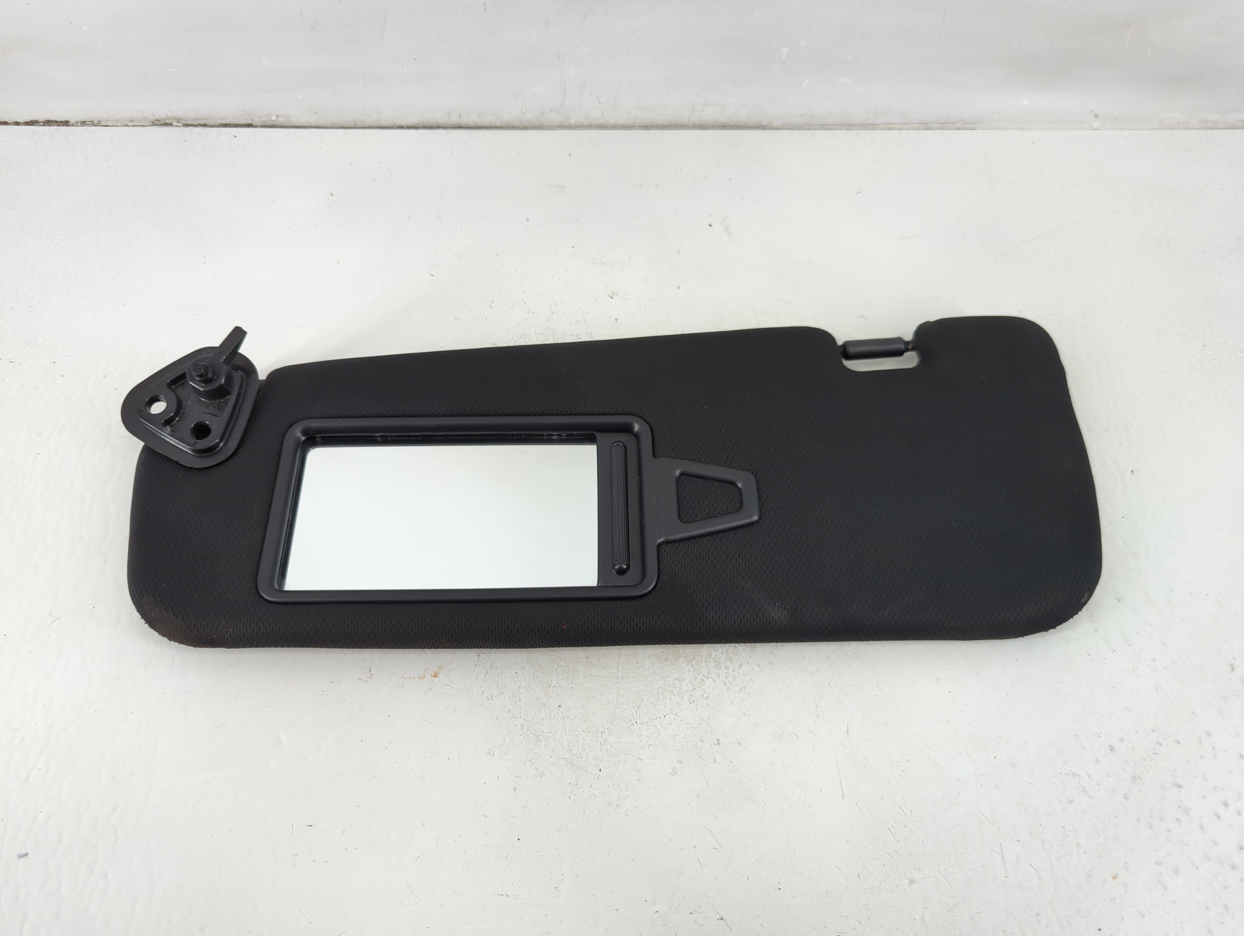 Picture of 2009-2016 Hyundai Genesis Driver Sun Visor Mirror Left Sunvisor Black 1102724