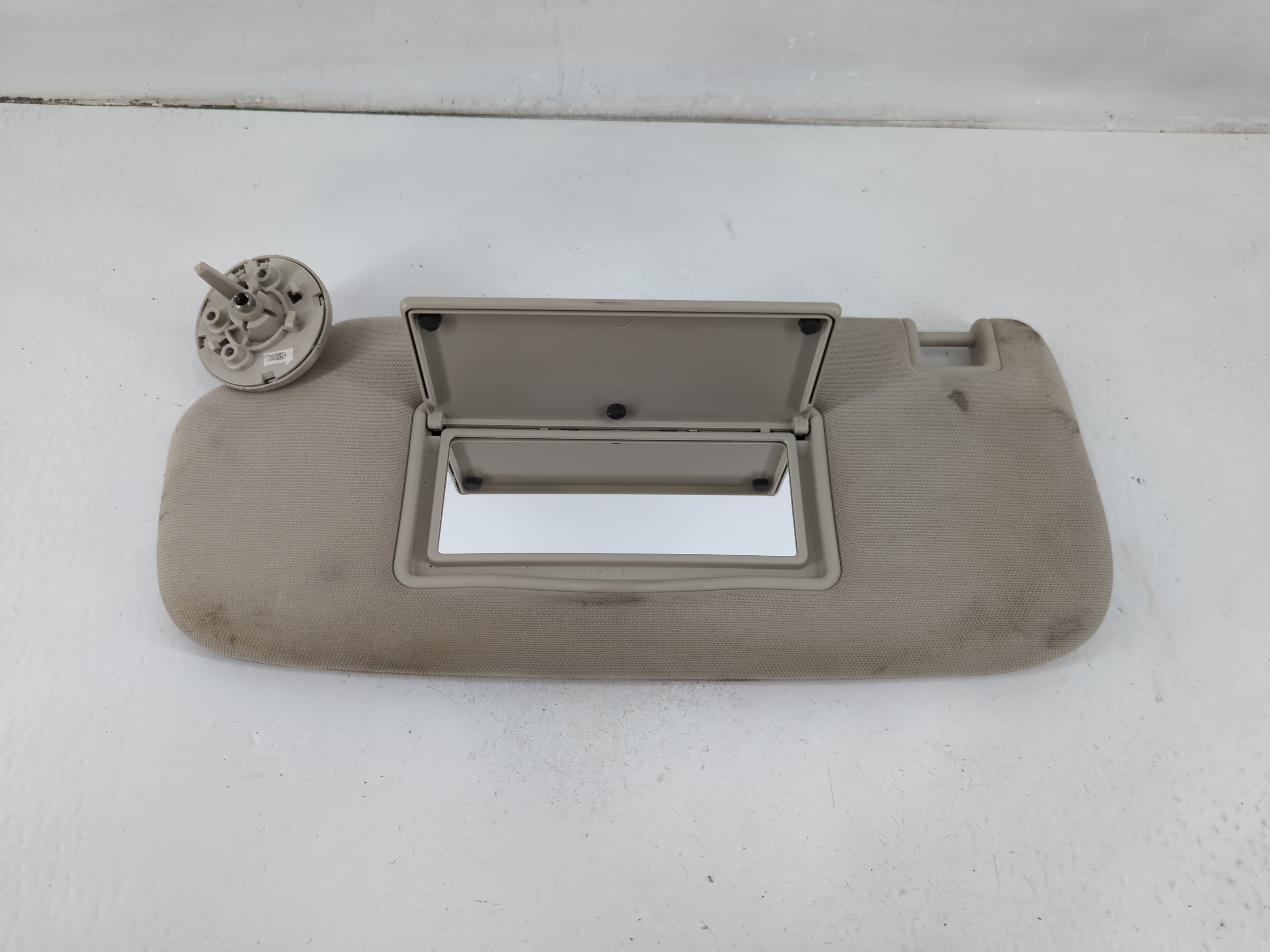 2011-2022 Dodge Durango Driver Sun Visor Mirror Left Sunvisor Light Tan 1102774 - Oemusedautoparts1.com