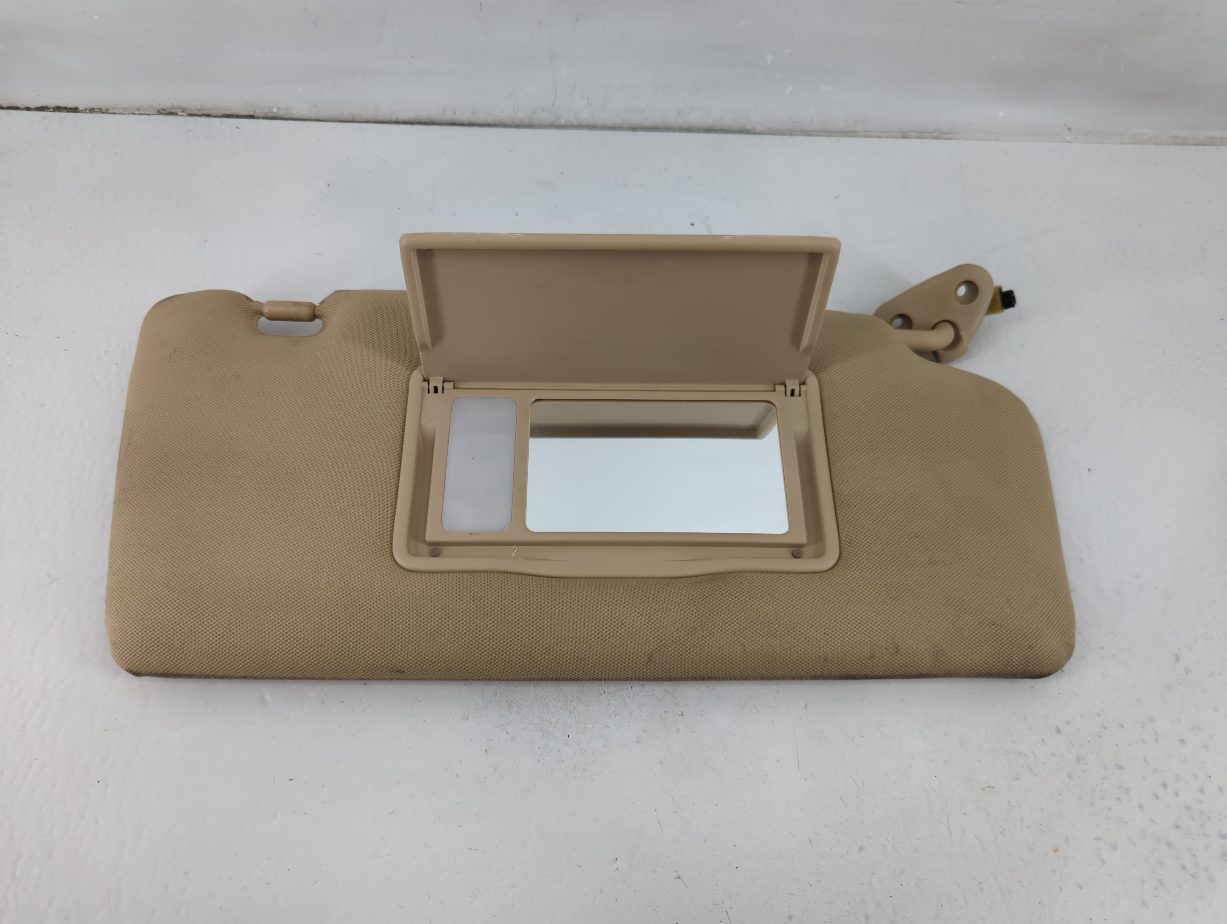 Picture of 2008-2014 Subaru Tribeca Passenger Sun Visor Mirror Right Sunvisor Beige 1102784