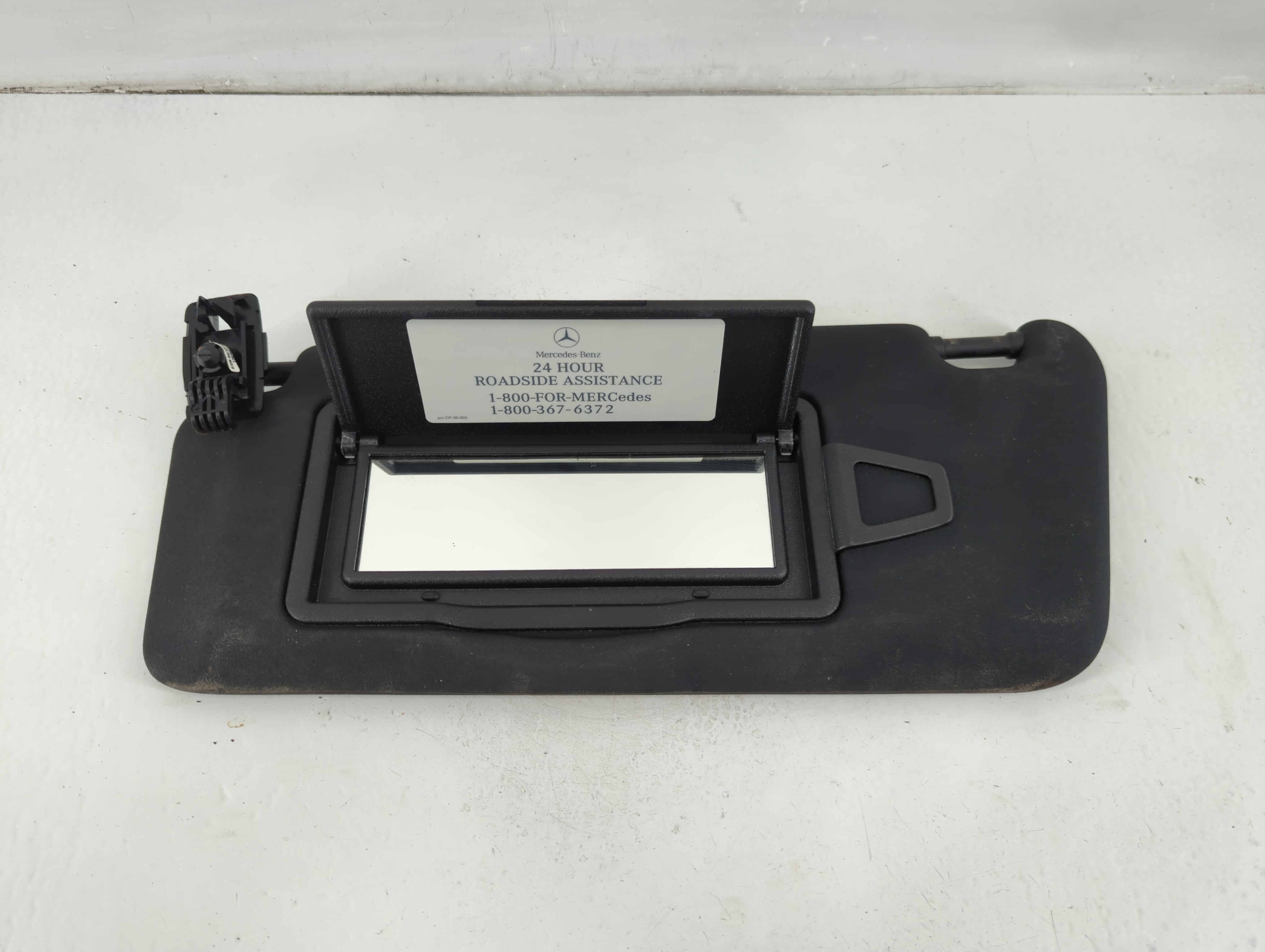 2012-2015 Mercedes-benz C250 Driver Sun Visor Mirror Left Sunvisor Black 1102801 - Oemusedautoparts1.com