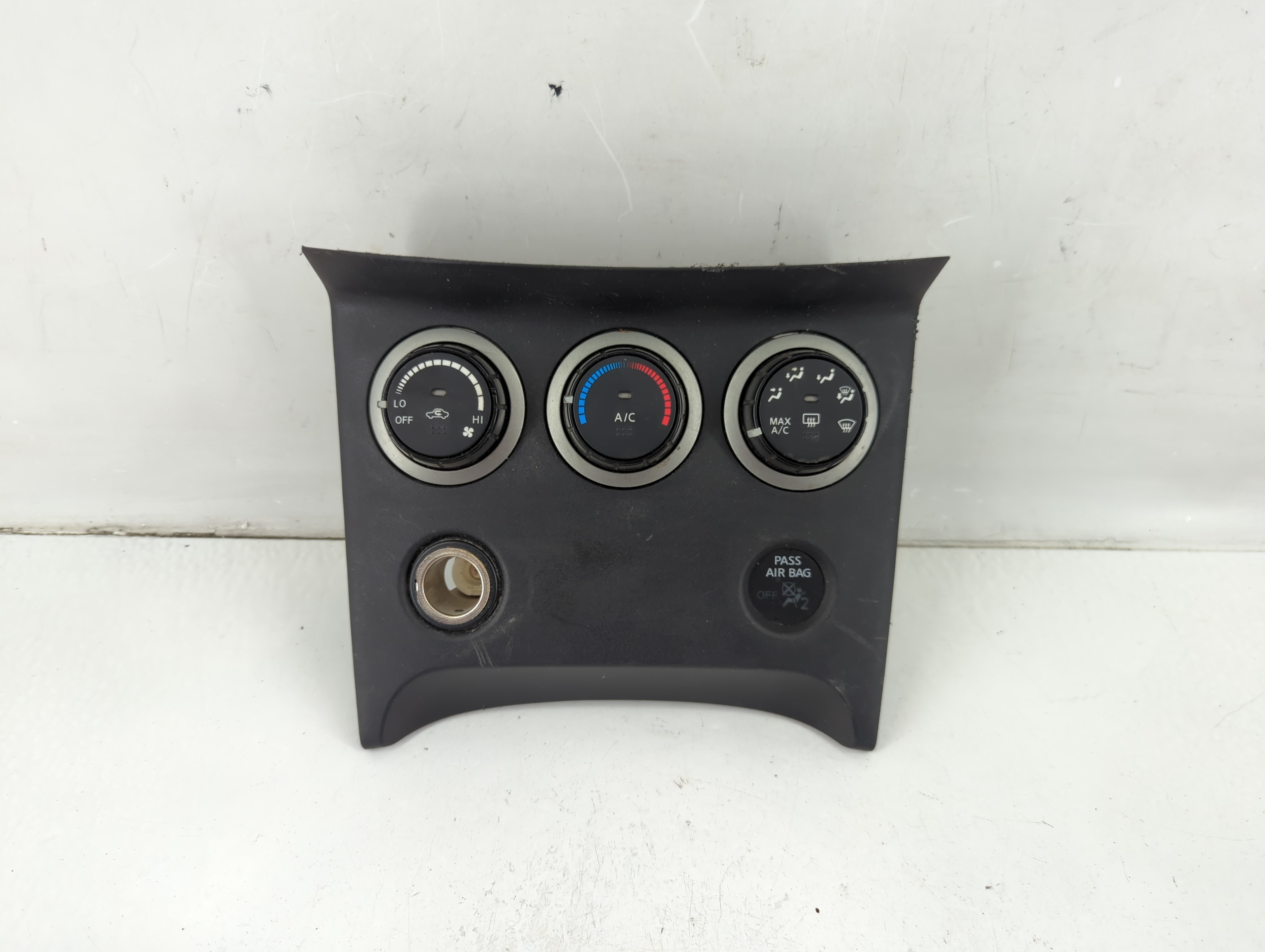 Picture of 2008-2010 Nissan Rogue Ac Heater Climate Control 27500 Jm00a 1102815