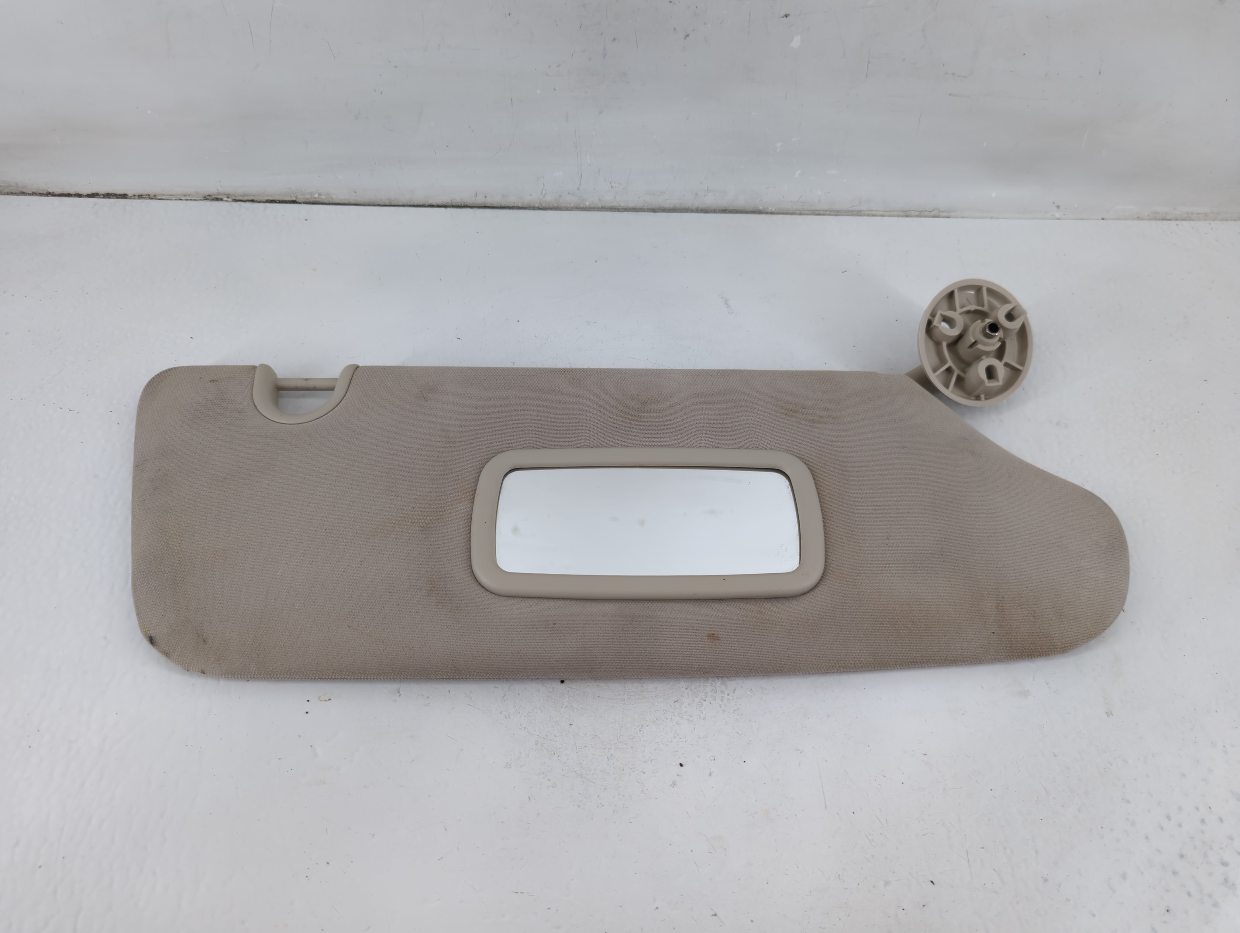 Picture of Dodge Caravan Passenger Sun Visor Mirror Right Sunvisor Light Gray 1102824