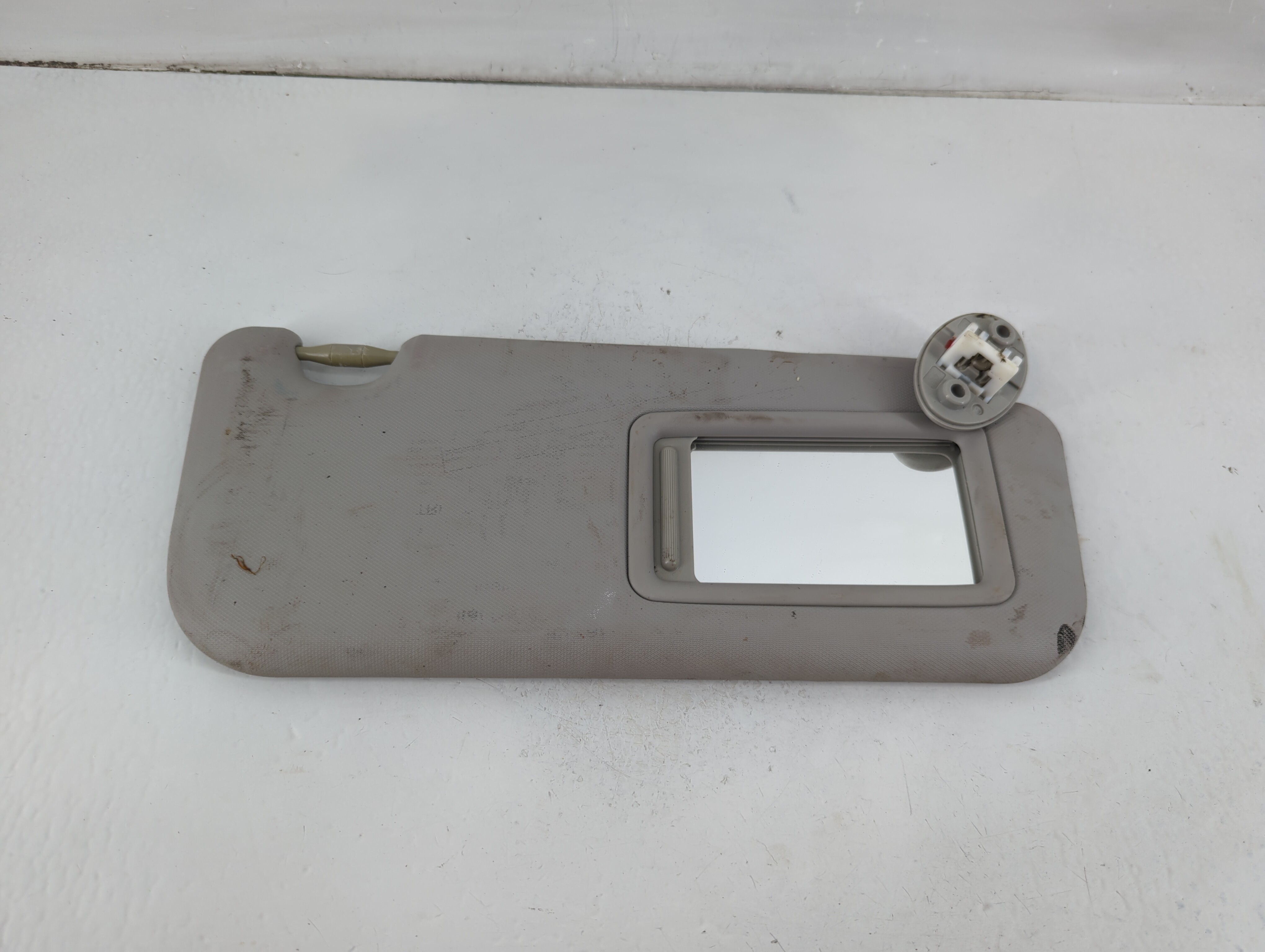 Picture of 2017-2019 Toyota Corolla Passenger Sun Visor Mirror Right Sunvisor Grey 1102831