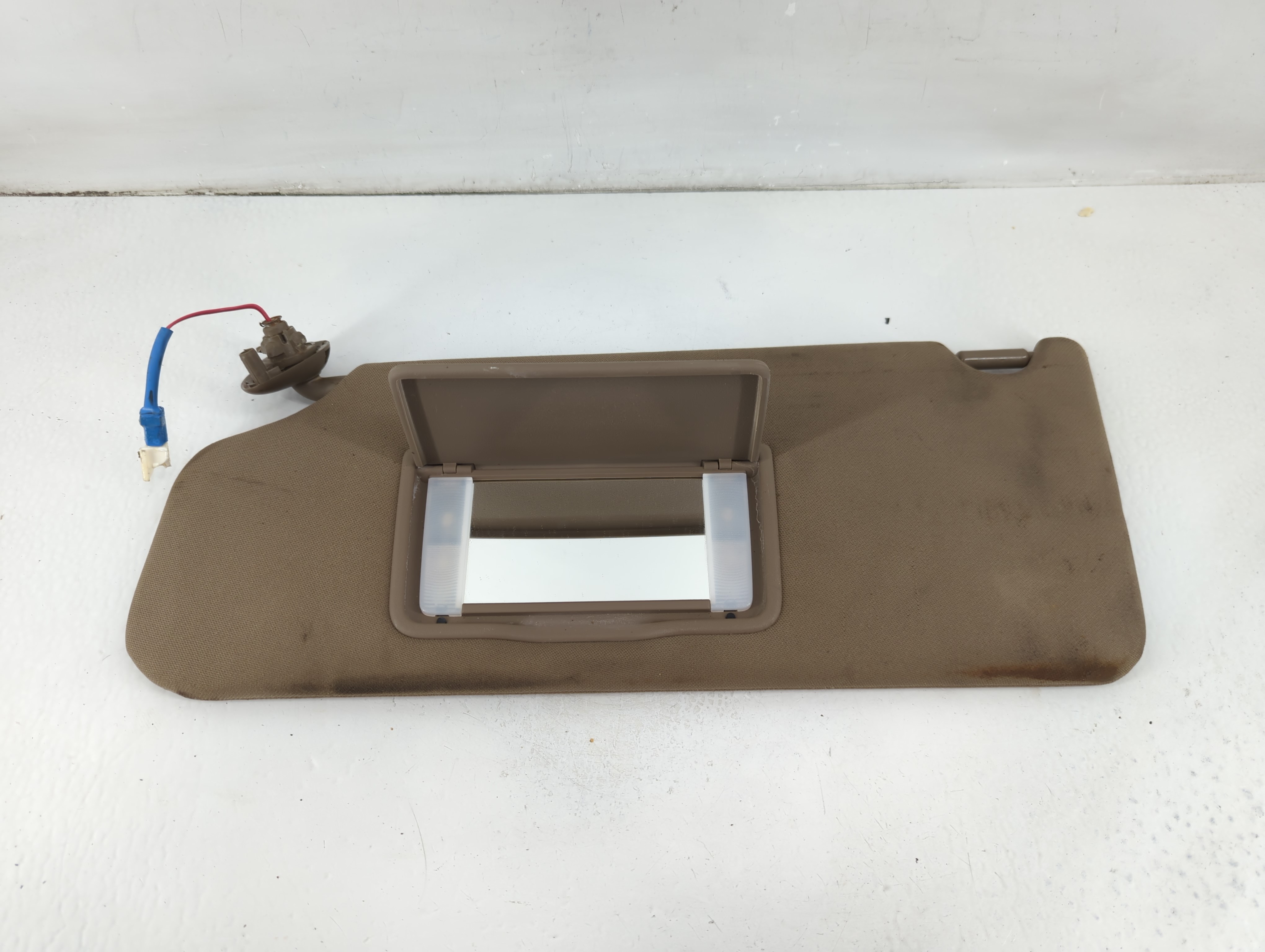 Picture of 2009-2015 Honda Pilot Driver Sun Visor Mirror Left Sunvisor Dark Tan 1102857