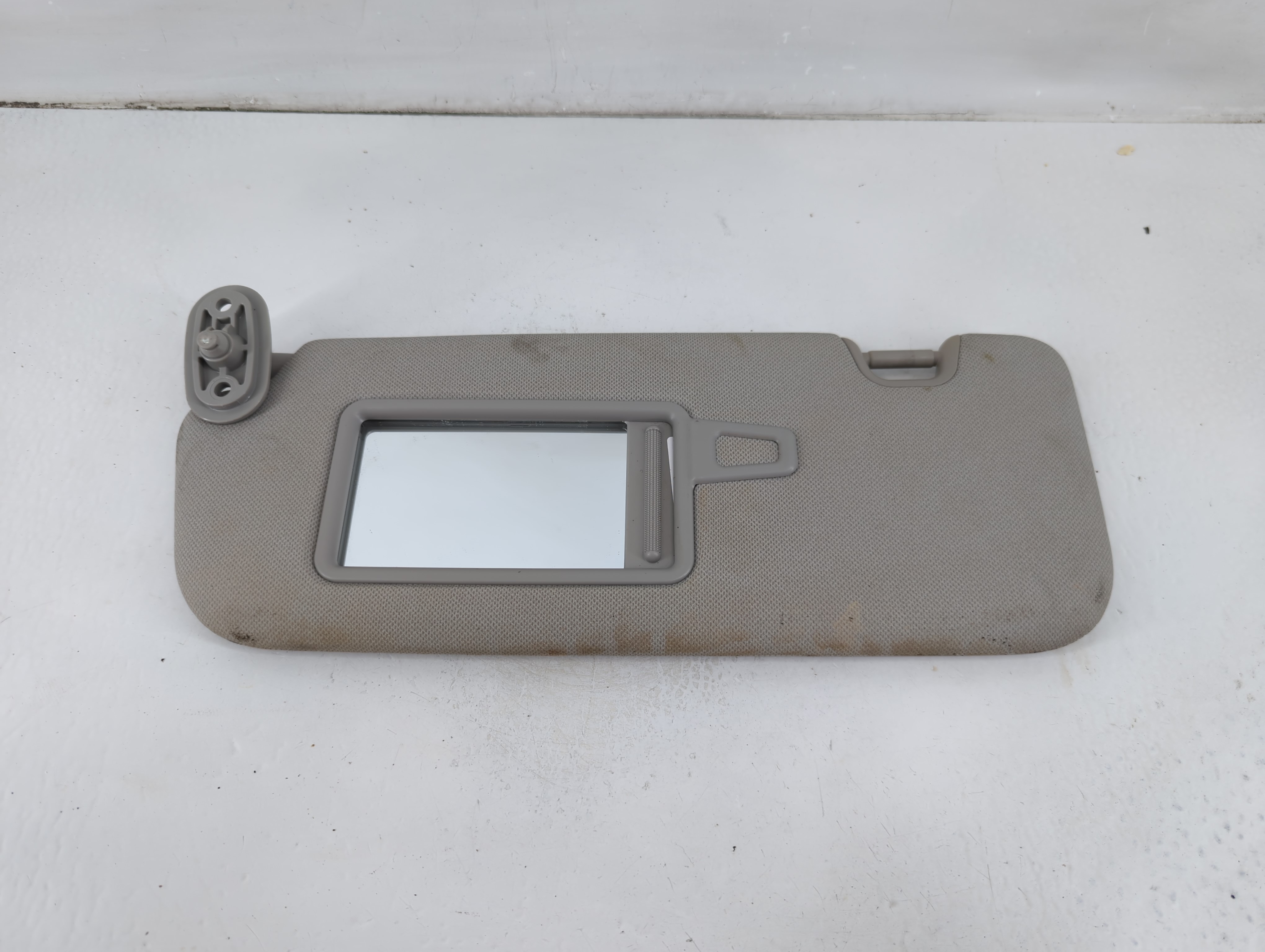 2014-2016 Kia Forte Driver Sun Visor Mirror Left Sunvisor Light Gray 1102904 - Oemusedautoparts1.com