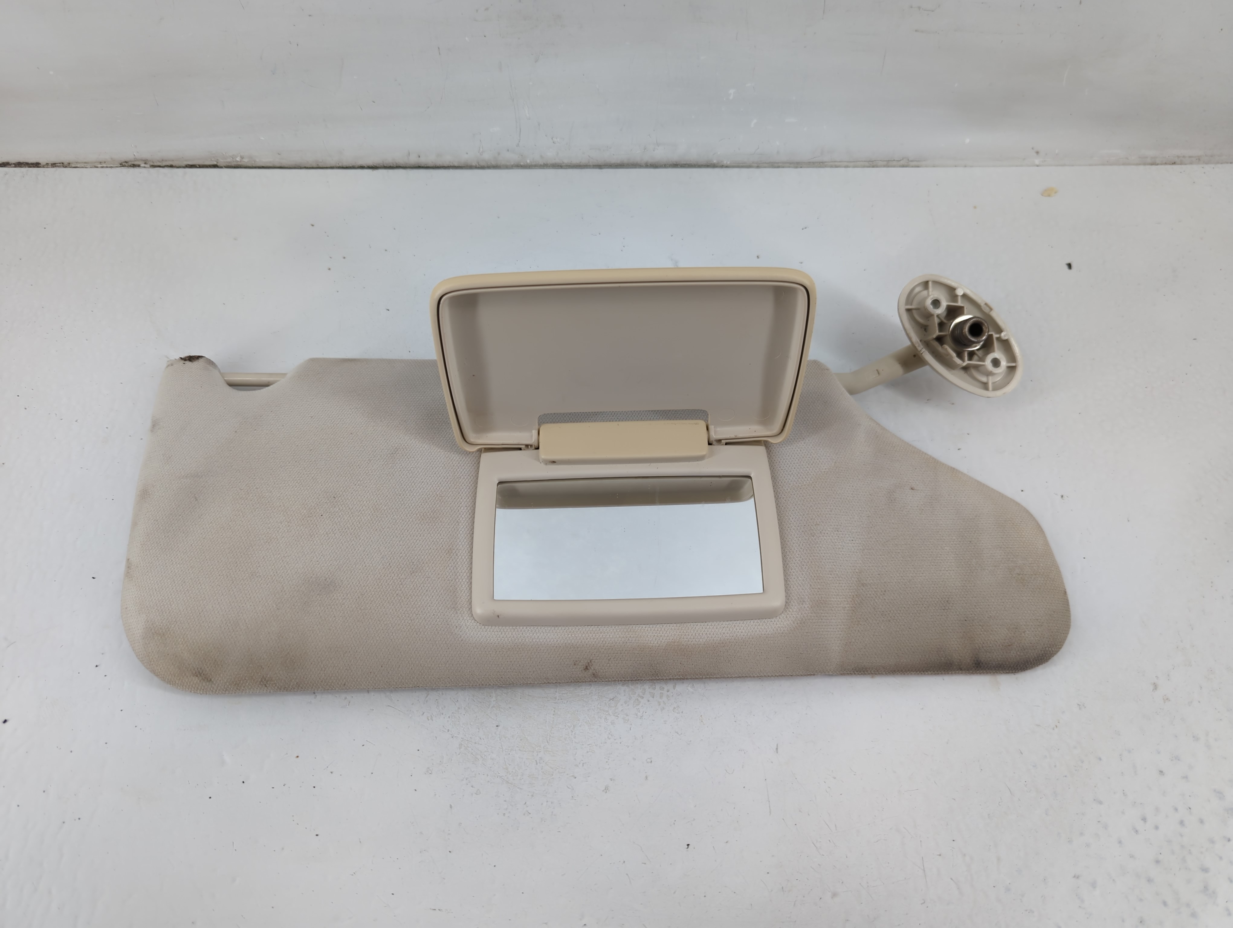 Picture of 2008-2010 Dodge Avenger Passenger Sun Visor Mirror Right Sunvisor Cream 1102906