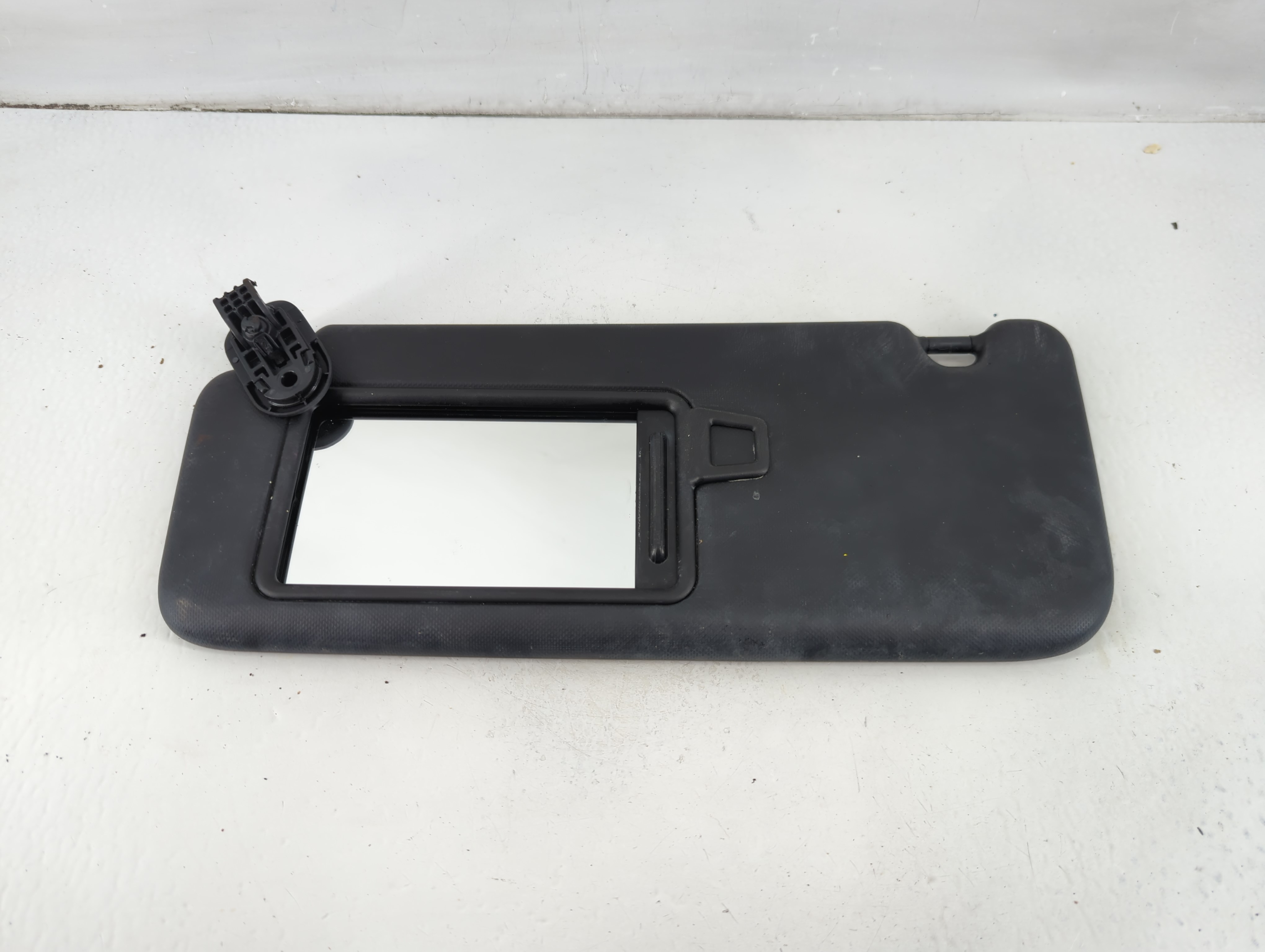 Picture of 2024 Hyundai Kona Driver Sun Visor Mirror Left Sunvisor Black 1102919