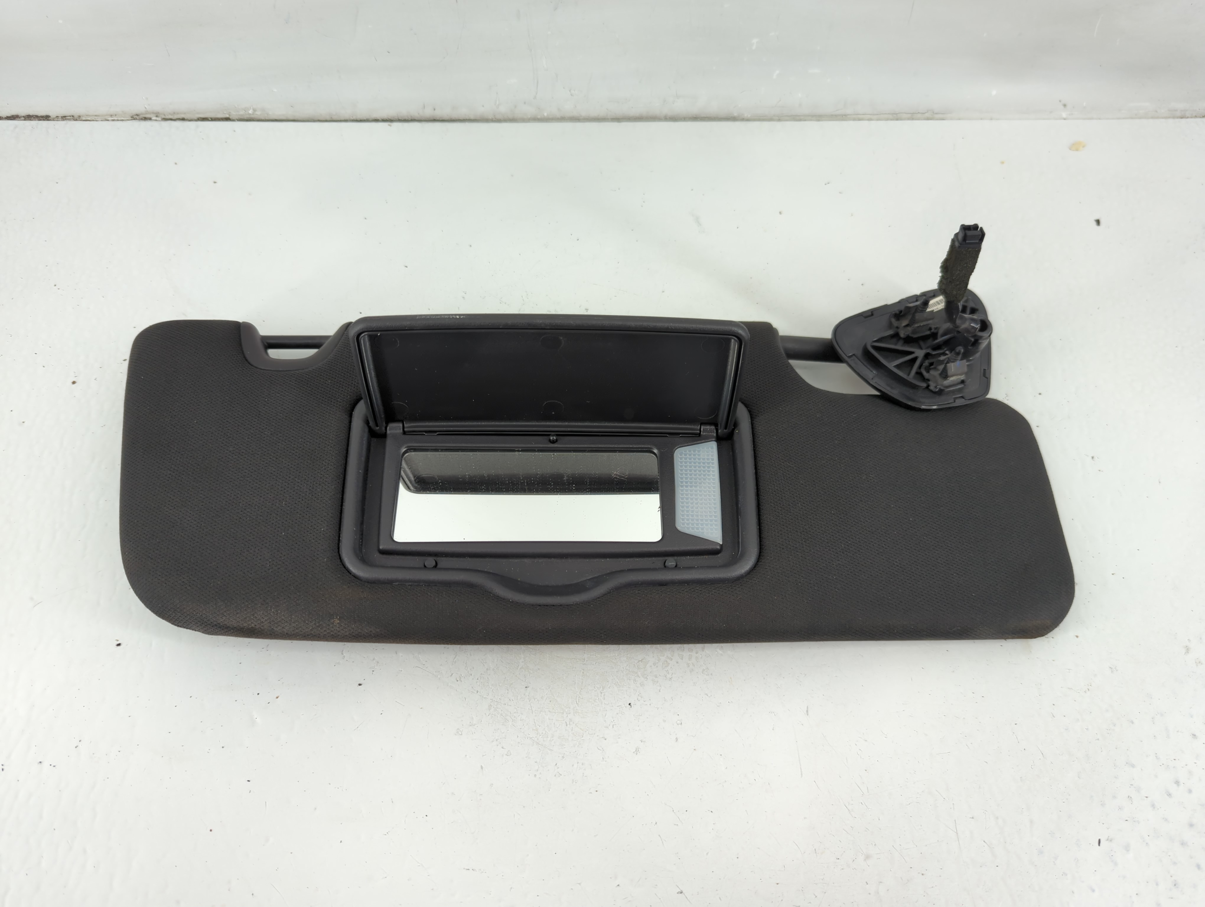 Picture of 2012-2014 Ford Mustang Passenger Sun Visor Mirror Right Sunvisor Black 1102921