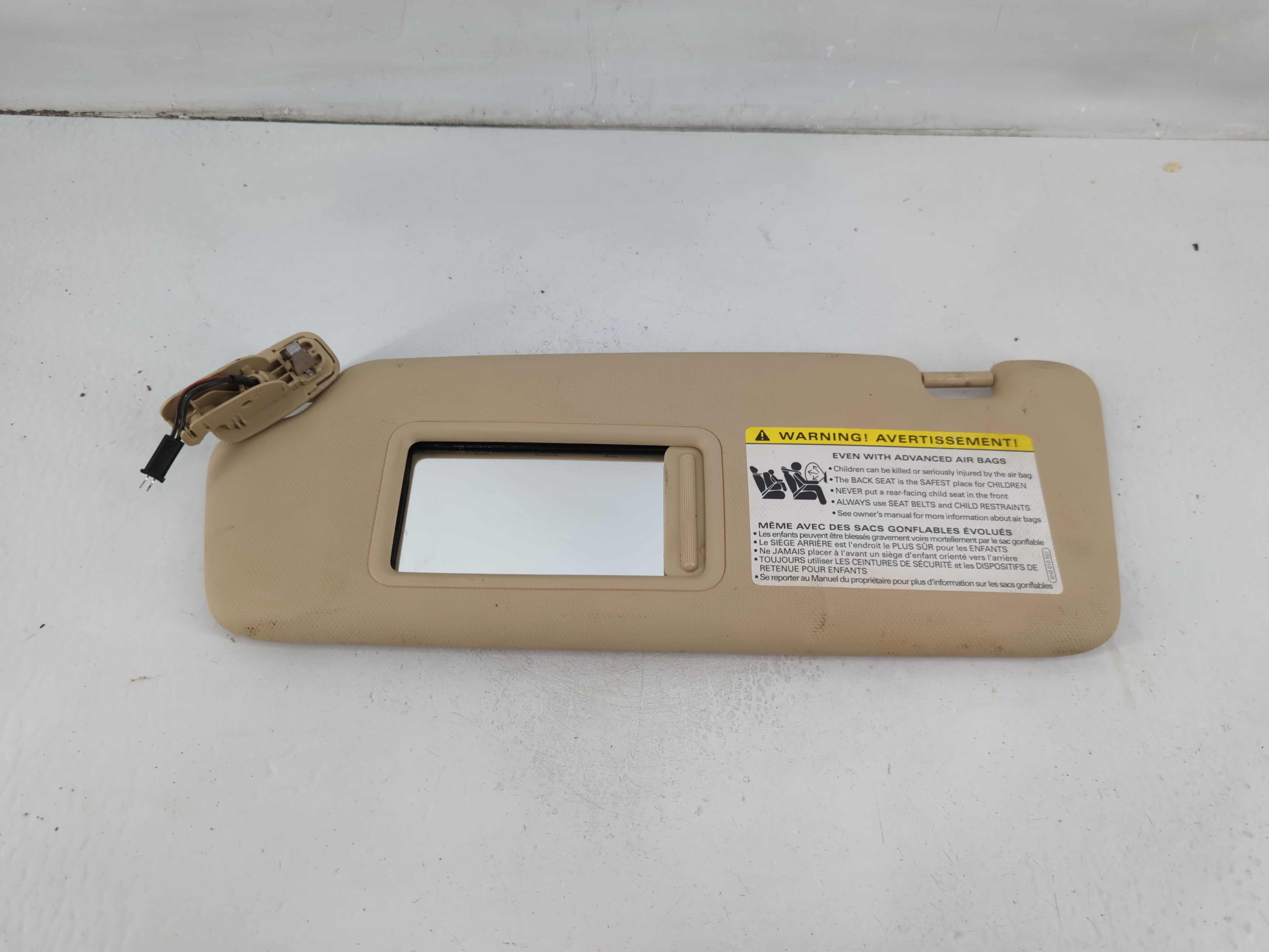 Picture of 2013-2016 Audi A4 Driver Sun Visor Mirror Left Sunvisor Tan 1102928